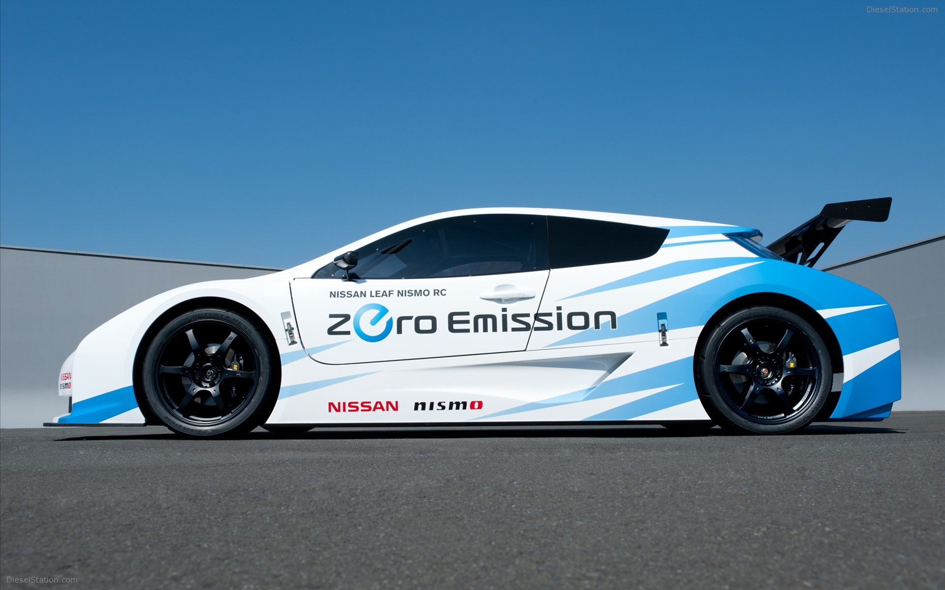 Nissan Leaf Nismo RC 2011