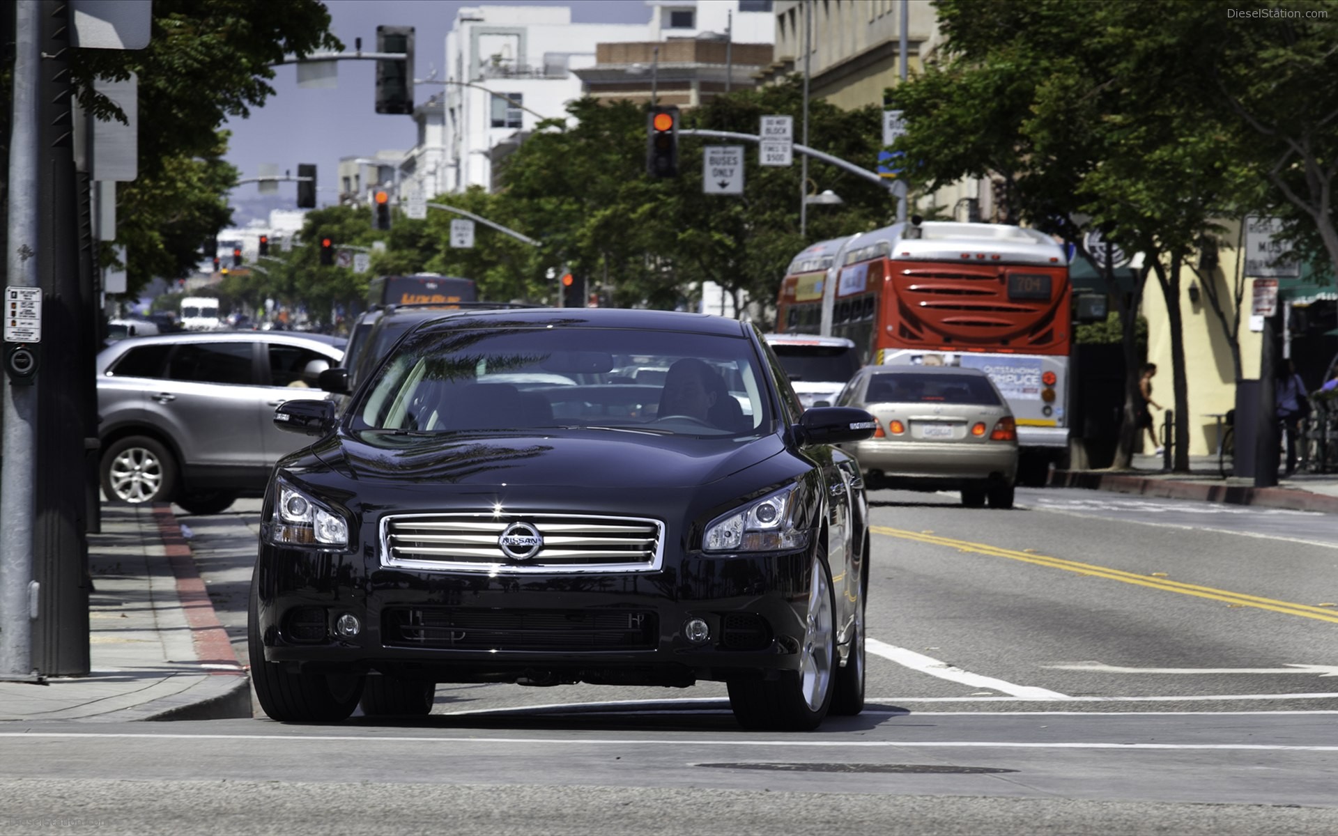 Nissan Maxima 2012