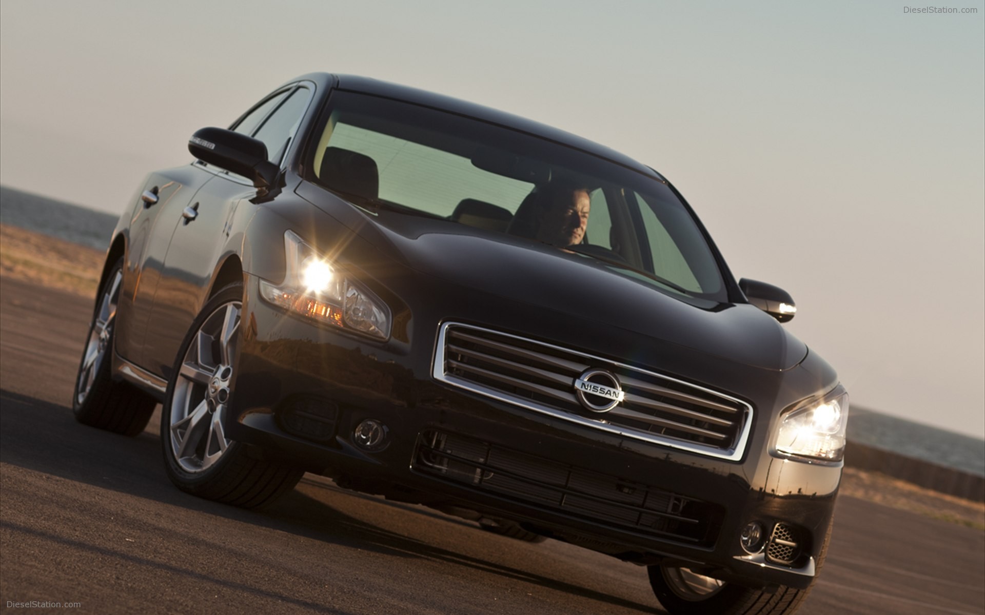 Nissan Maxima 2012