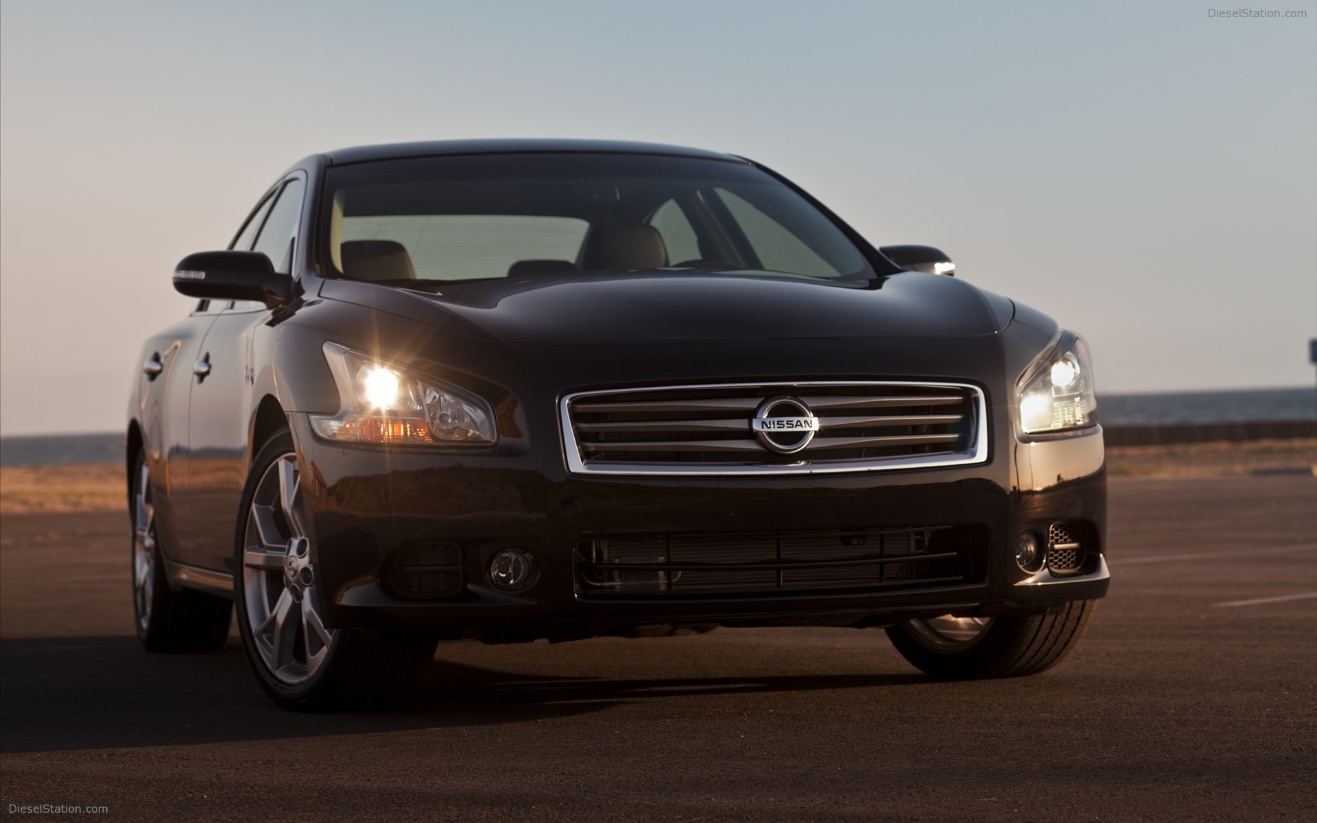 Nissan Maxima 2012