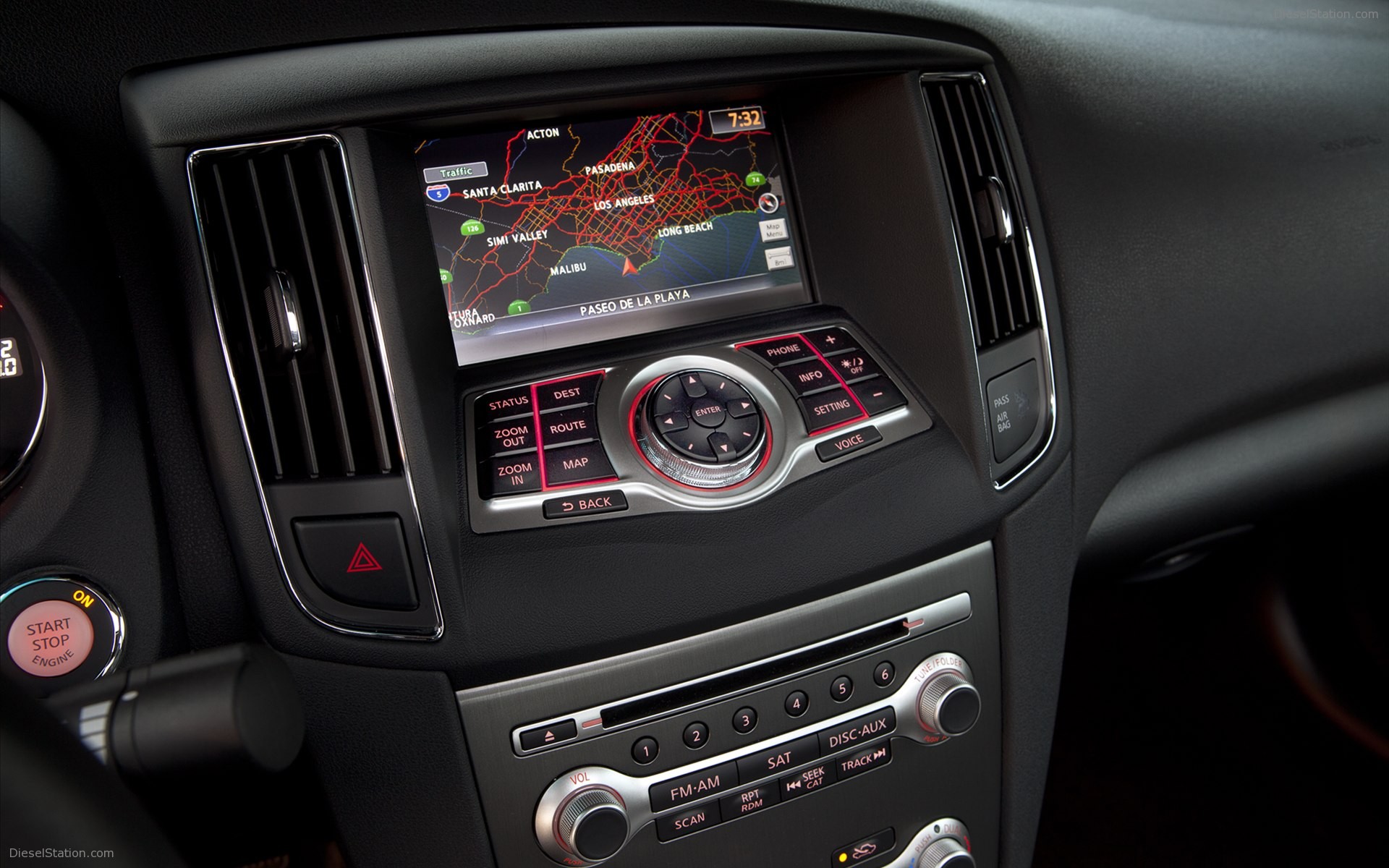 Nissan Maxima 2012