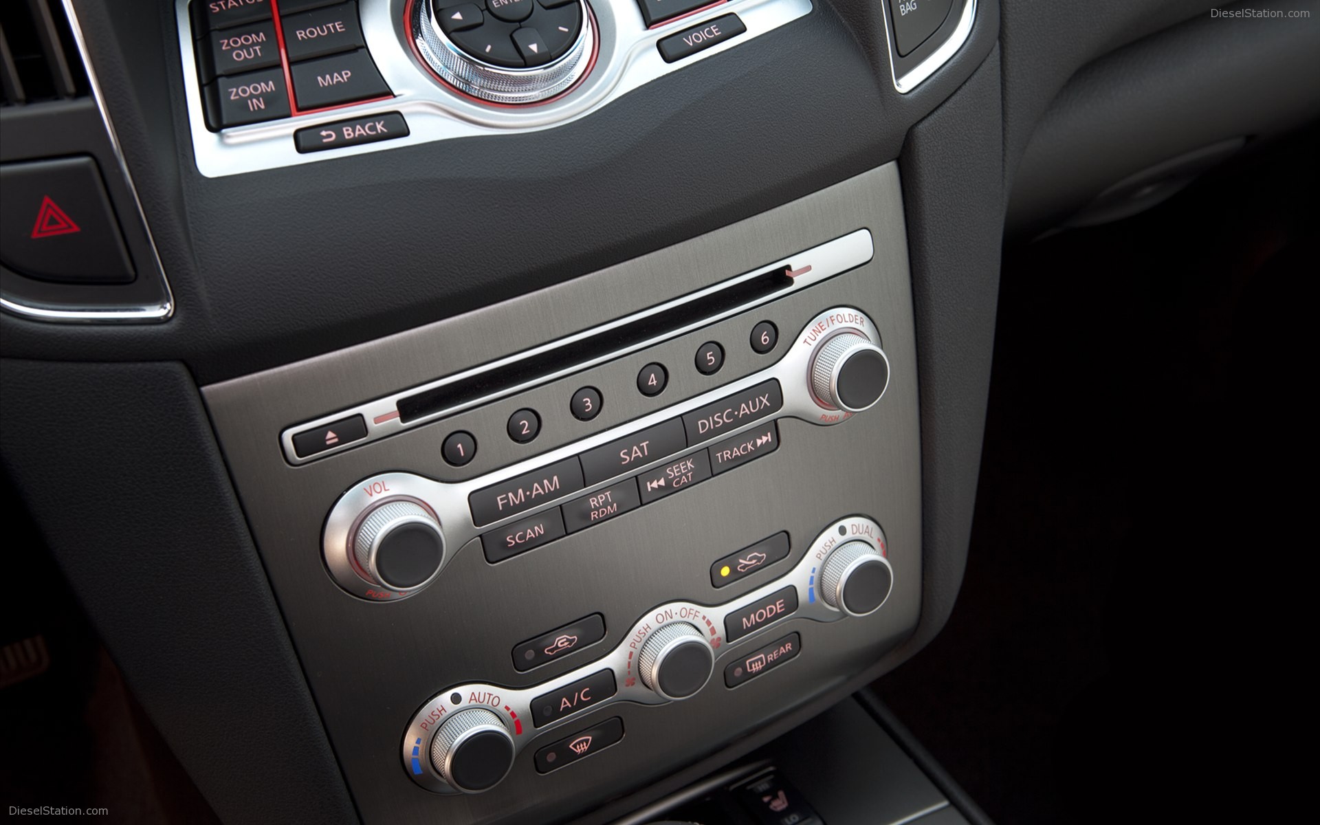 Nissan Maxima 2012