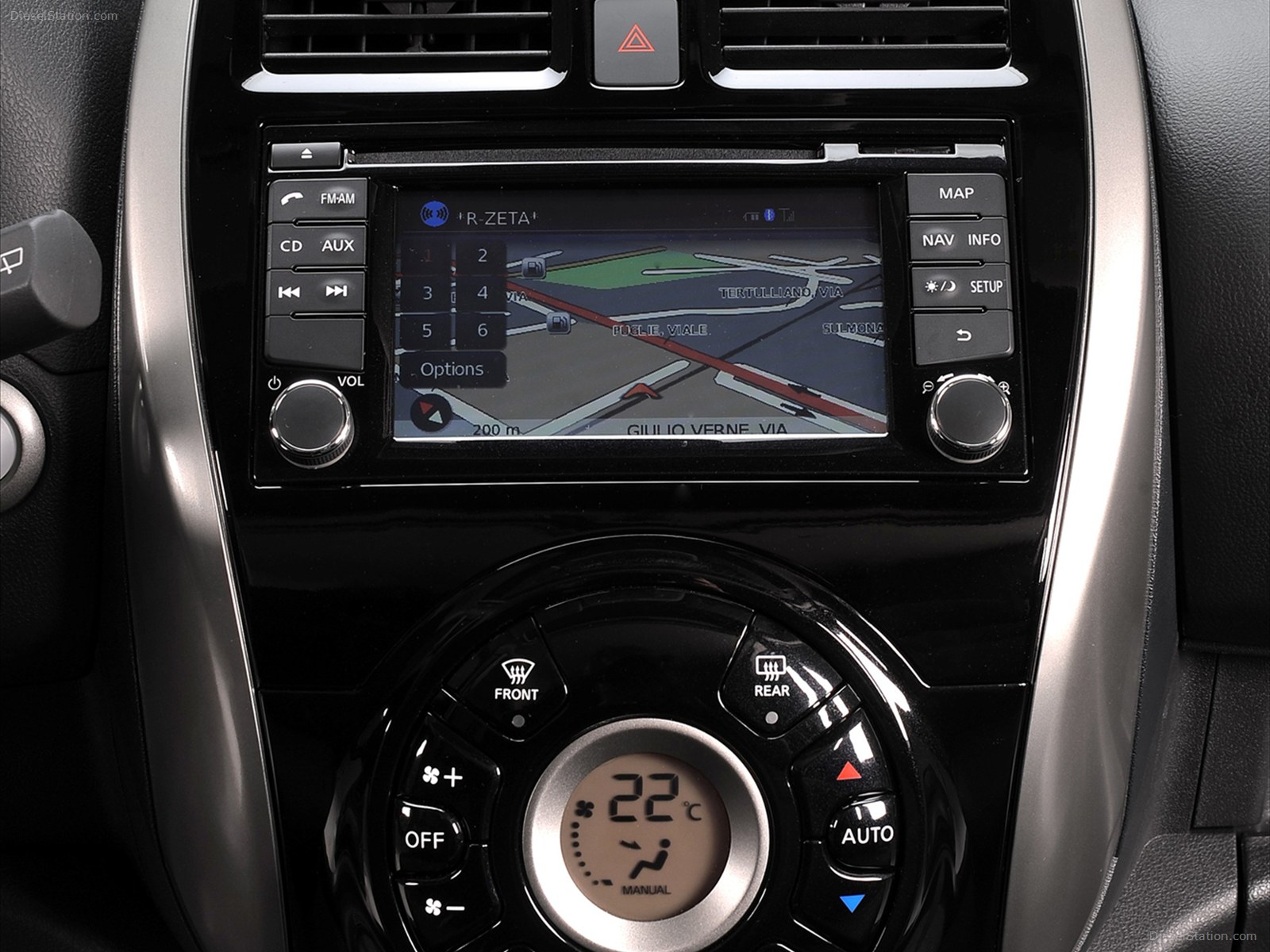 Nissan Micra 2014