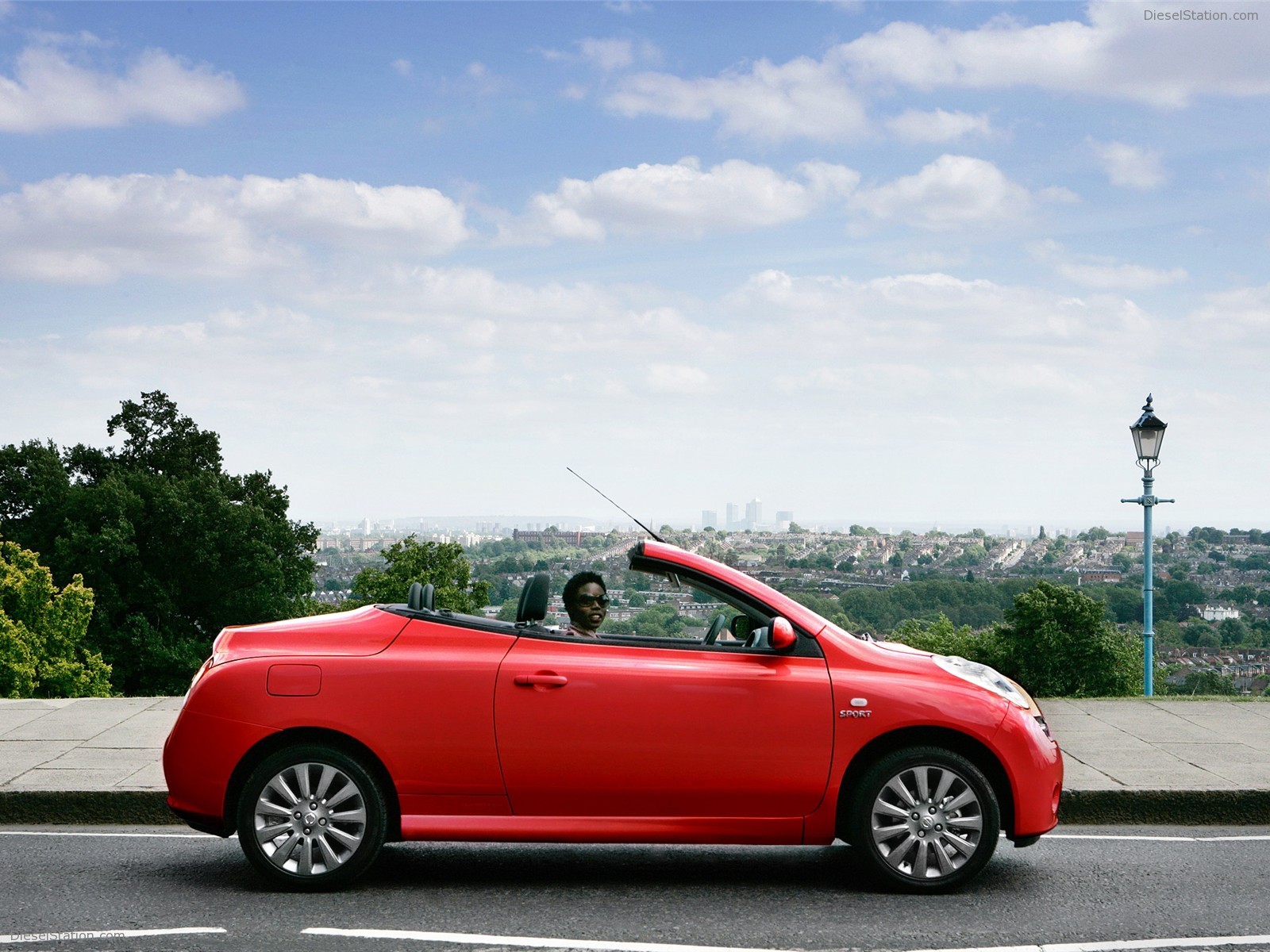 Nissan Micra C + C