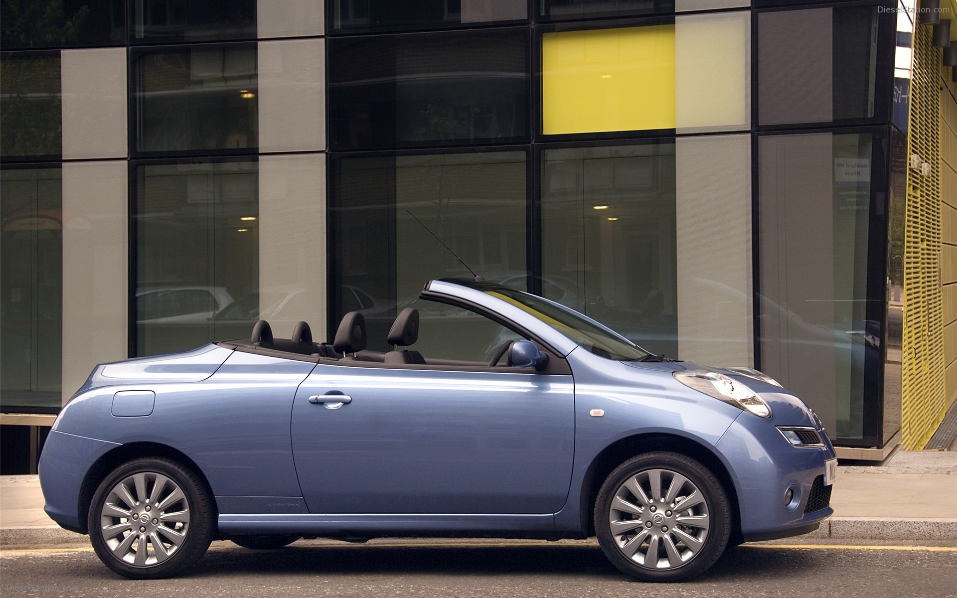 Nissan Micra C + C