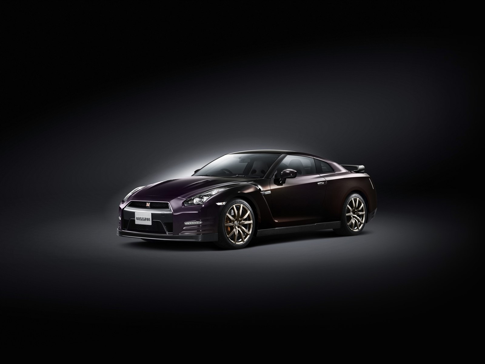 Nissan GT-R Midnight Opal Special Edition 2014