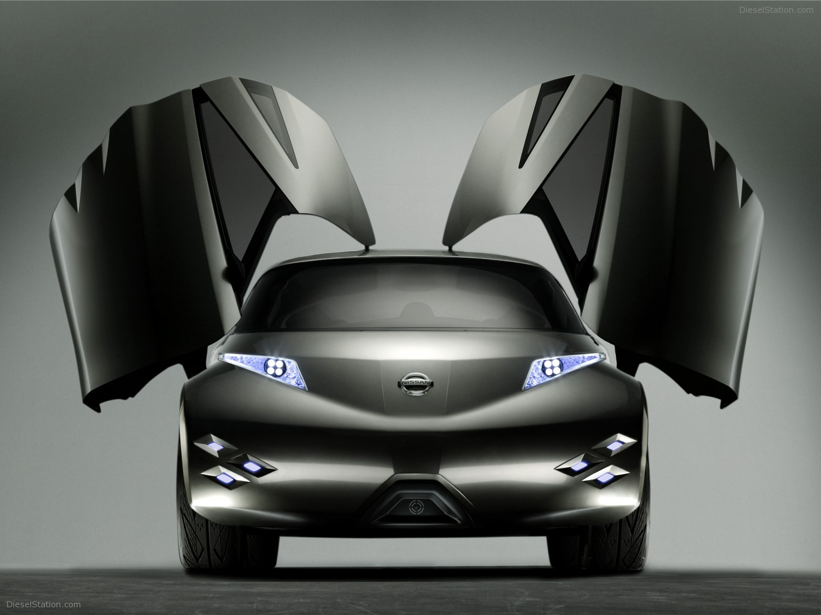 NISSAN MIXIM CONCEPT