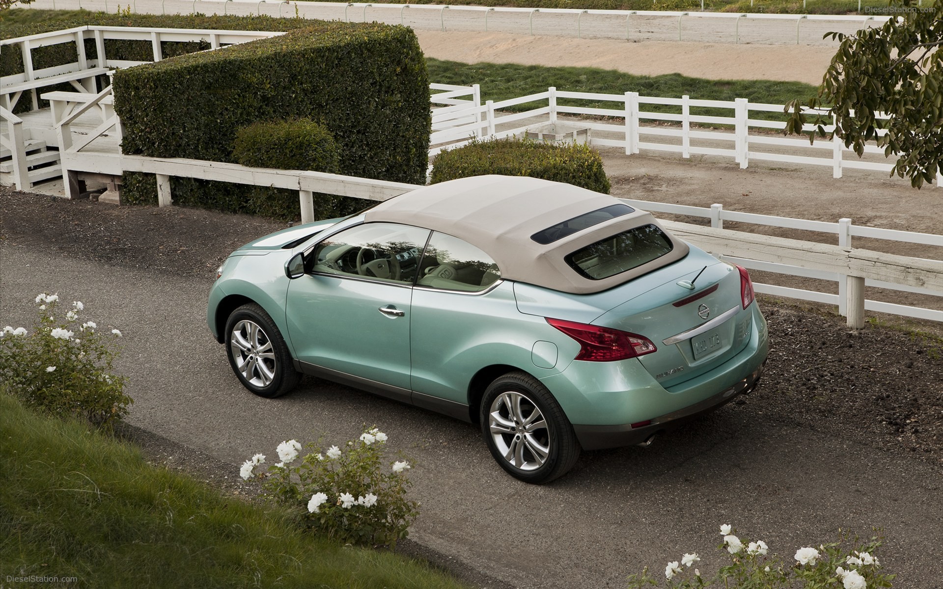 Nissan Murano CrossCabriolet 2011