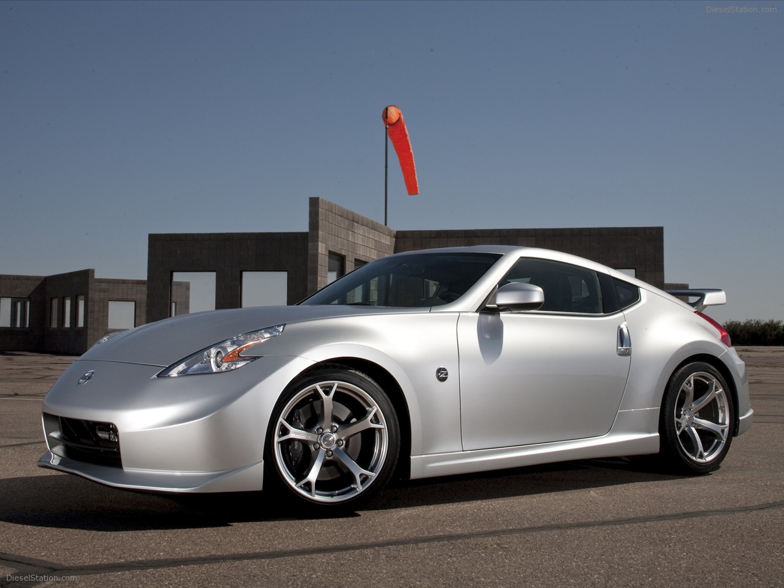 Nissan NISMO 370Z 2011