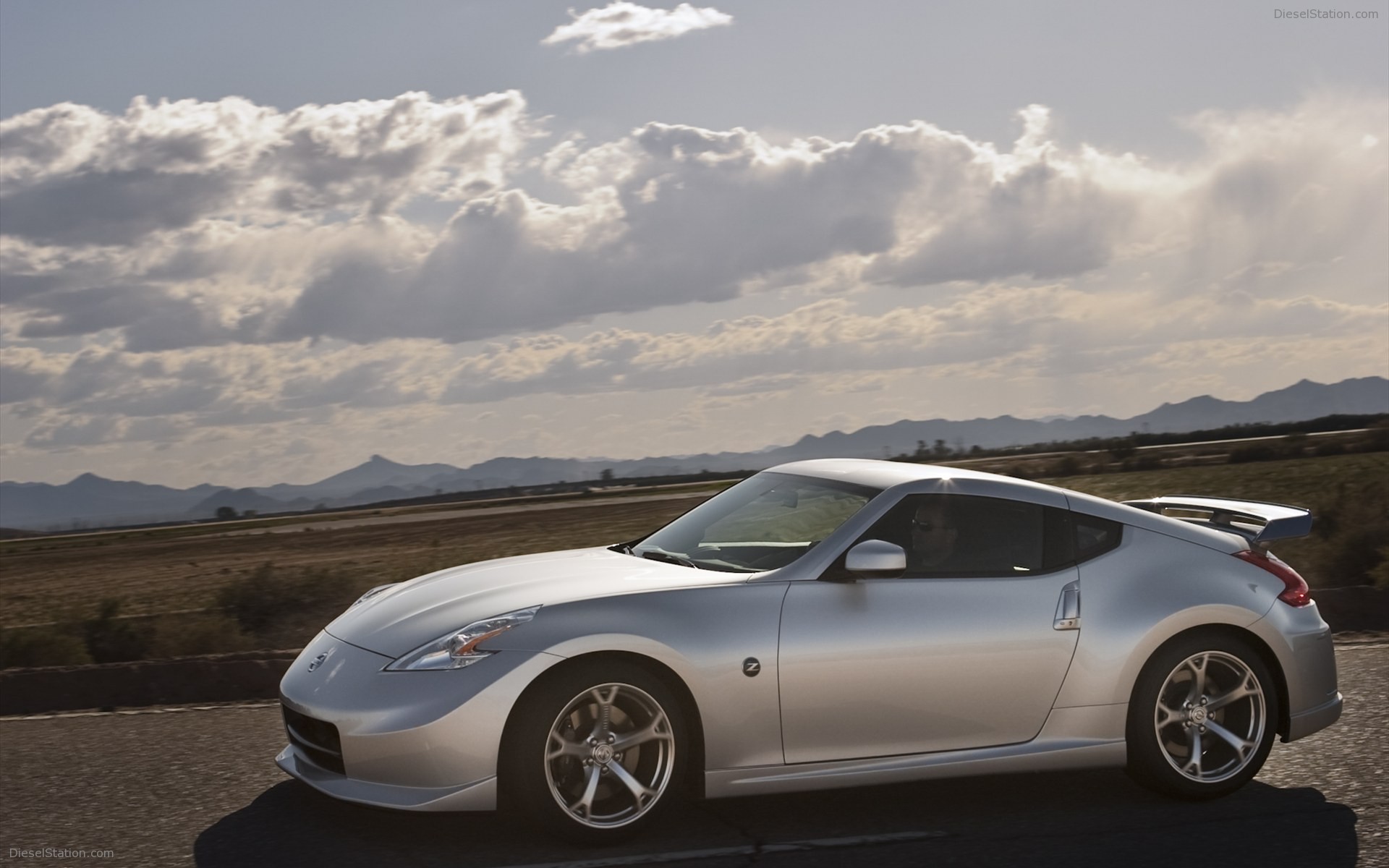 Nissan NISMO 370Z 2011