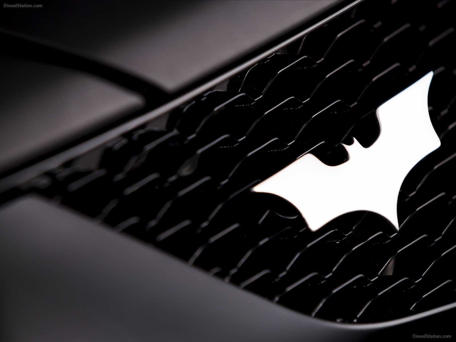 Nissan Juke Nismo Dark Knight Rises 2012