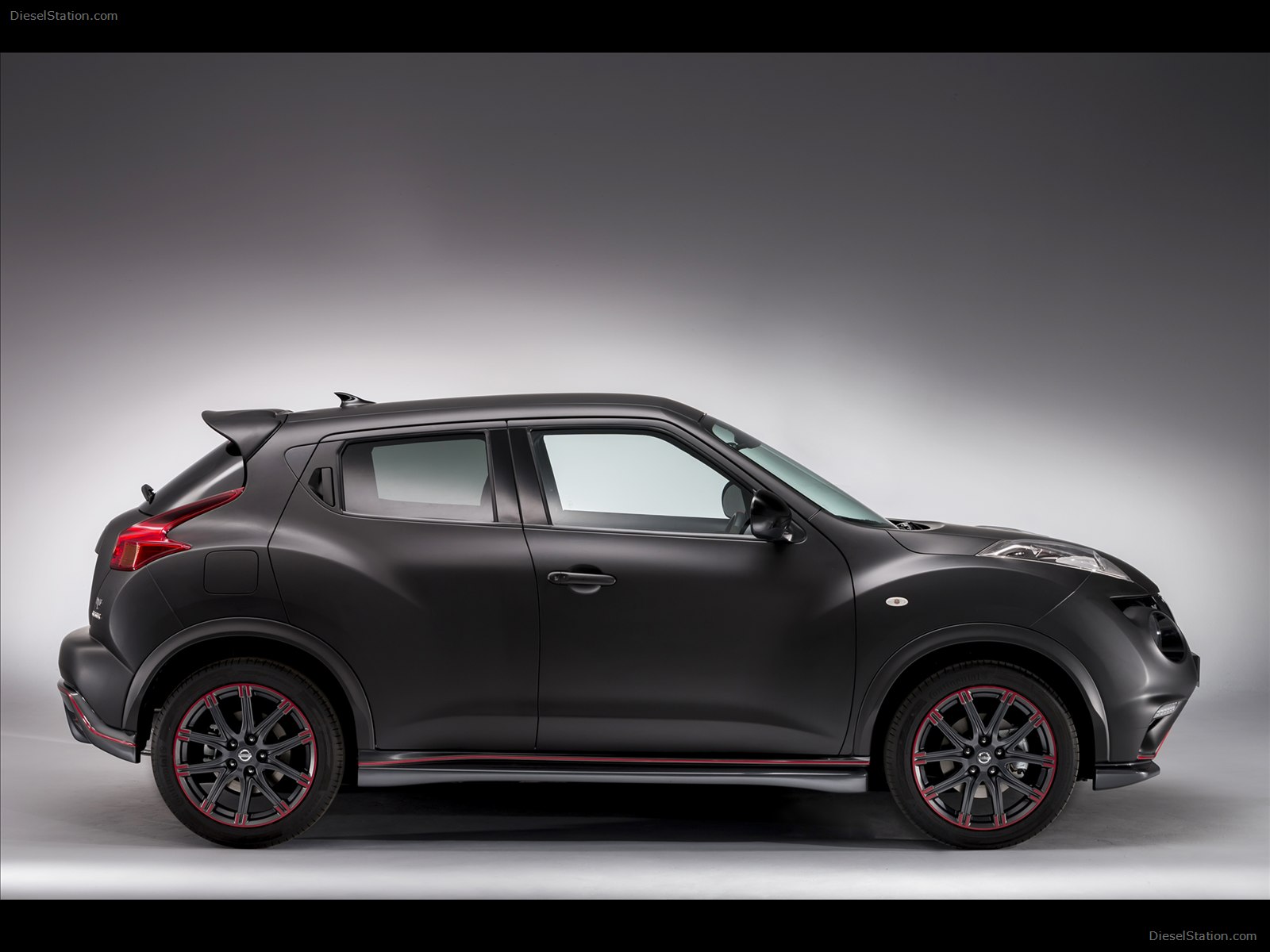 Nissan Juke Nismo Dark Knight Rises 2012