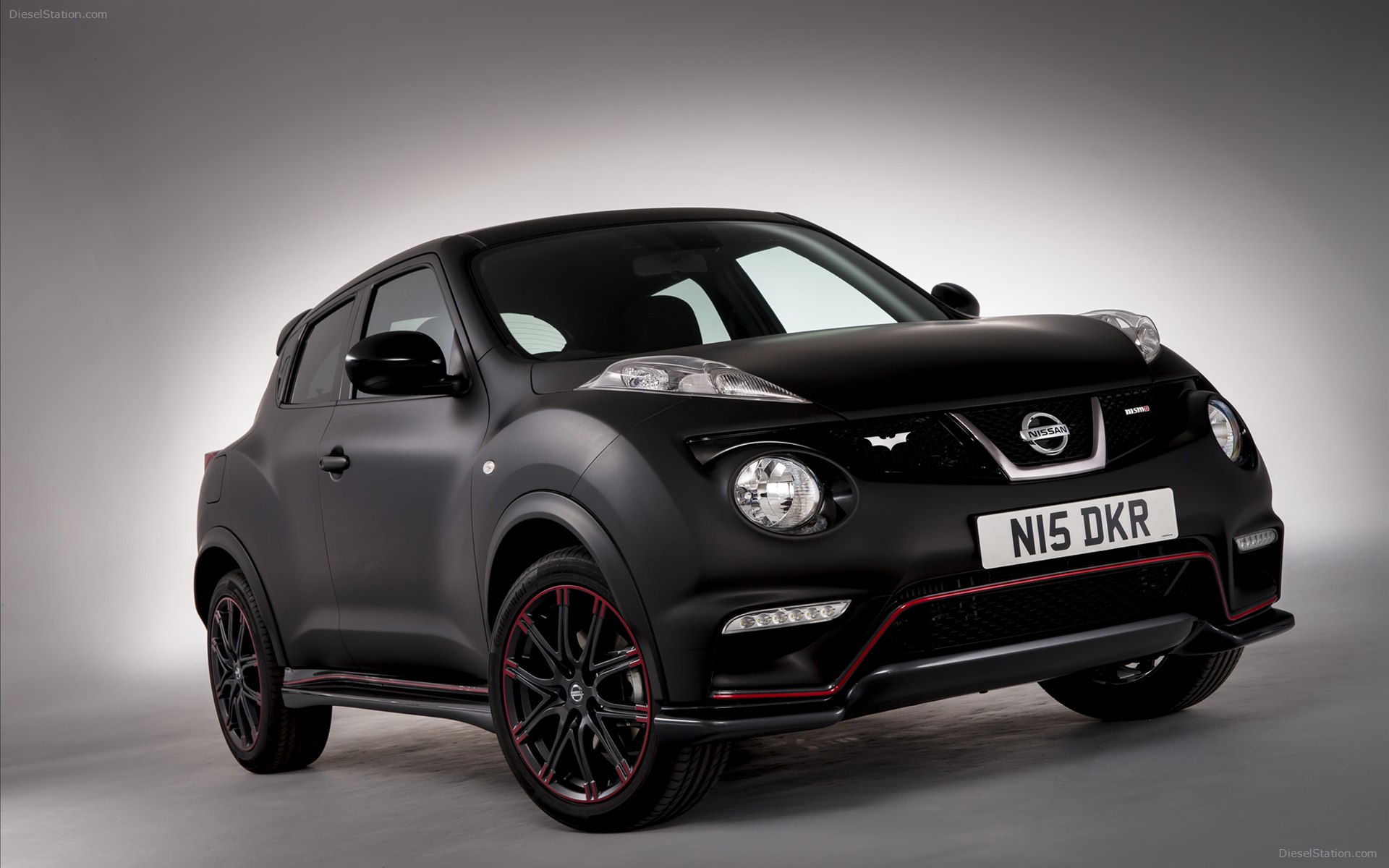 Nissan Juke Nismo Dark Knight Rises 2012 Nissan Juke Nismo Dark Knight Rises 2012