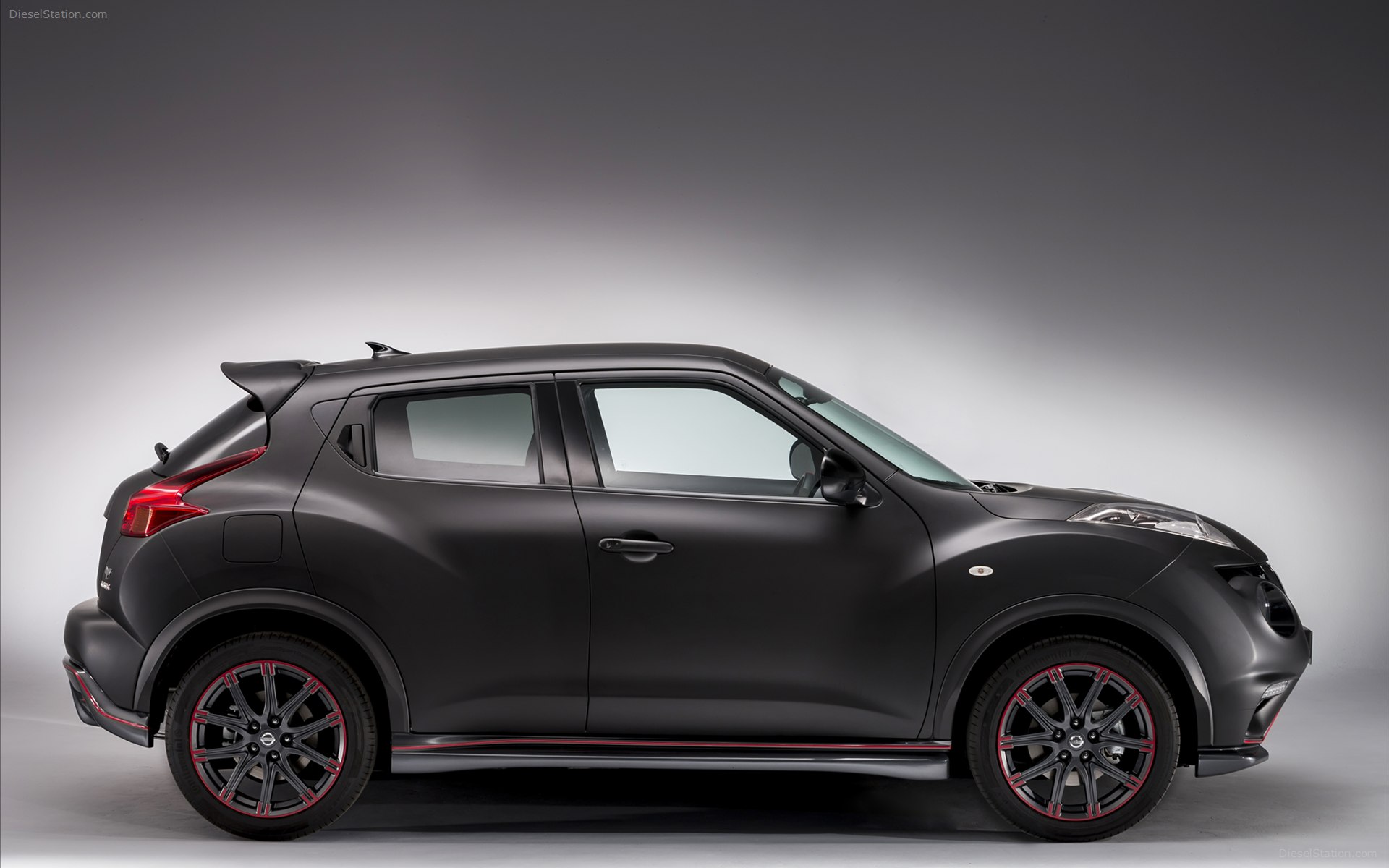 Nissan Juke Nismo Dark Knight Rises 2012