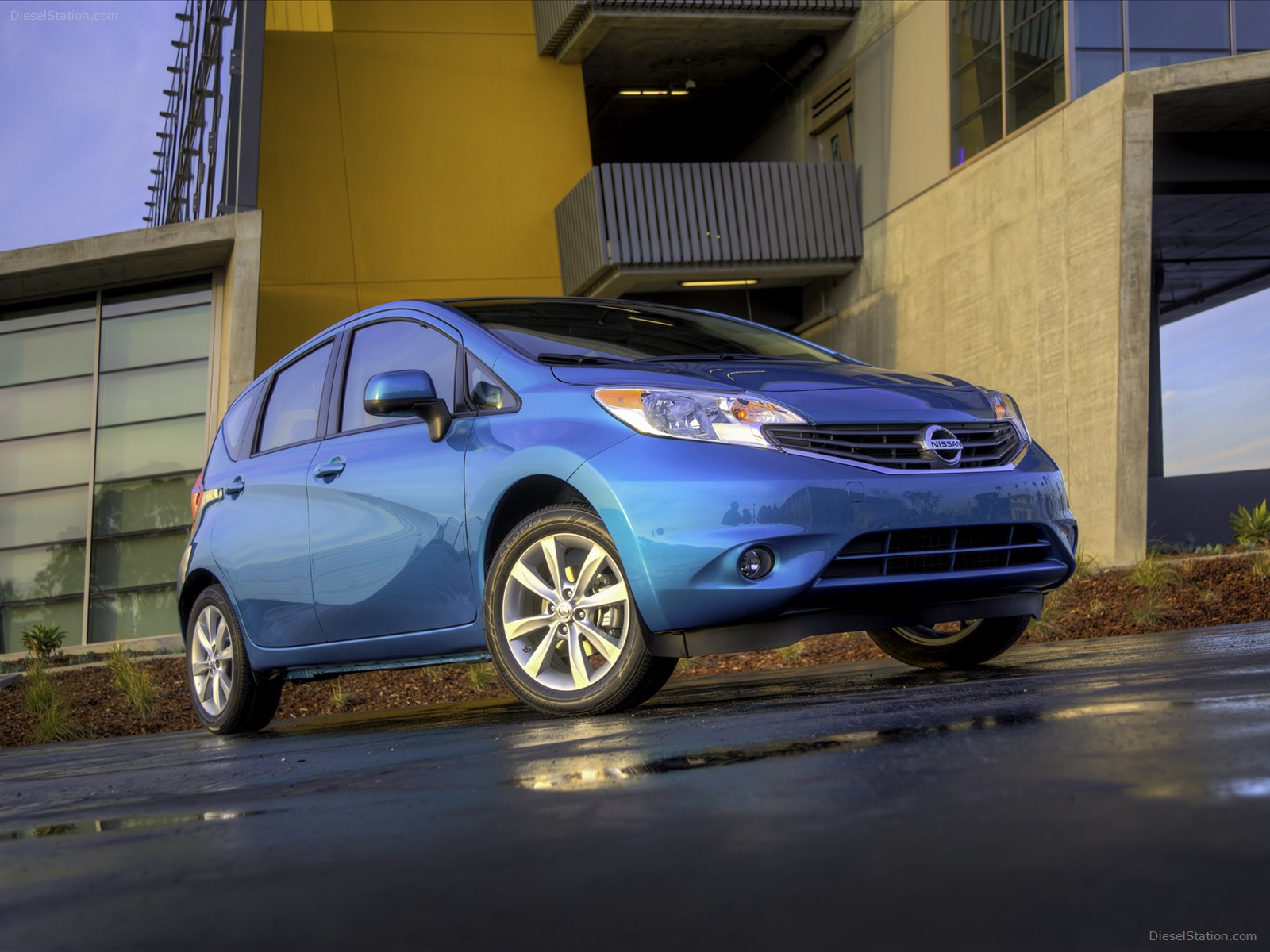 Nissan Versa Note 2014