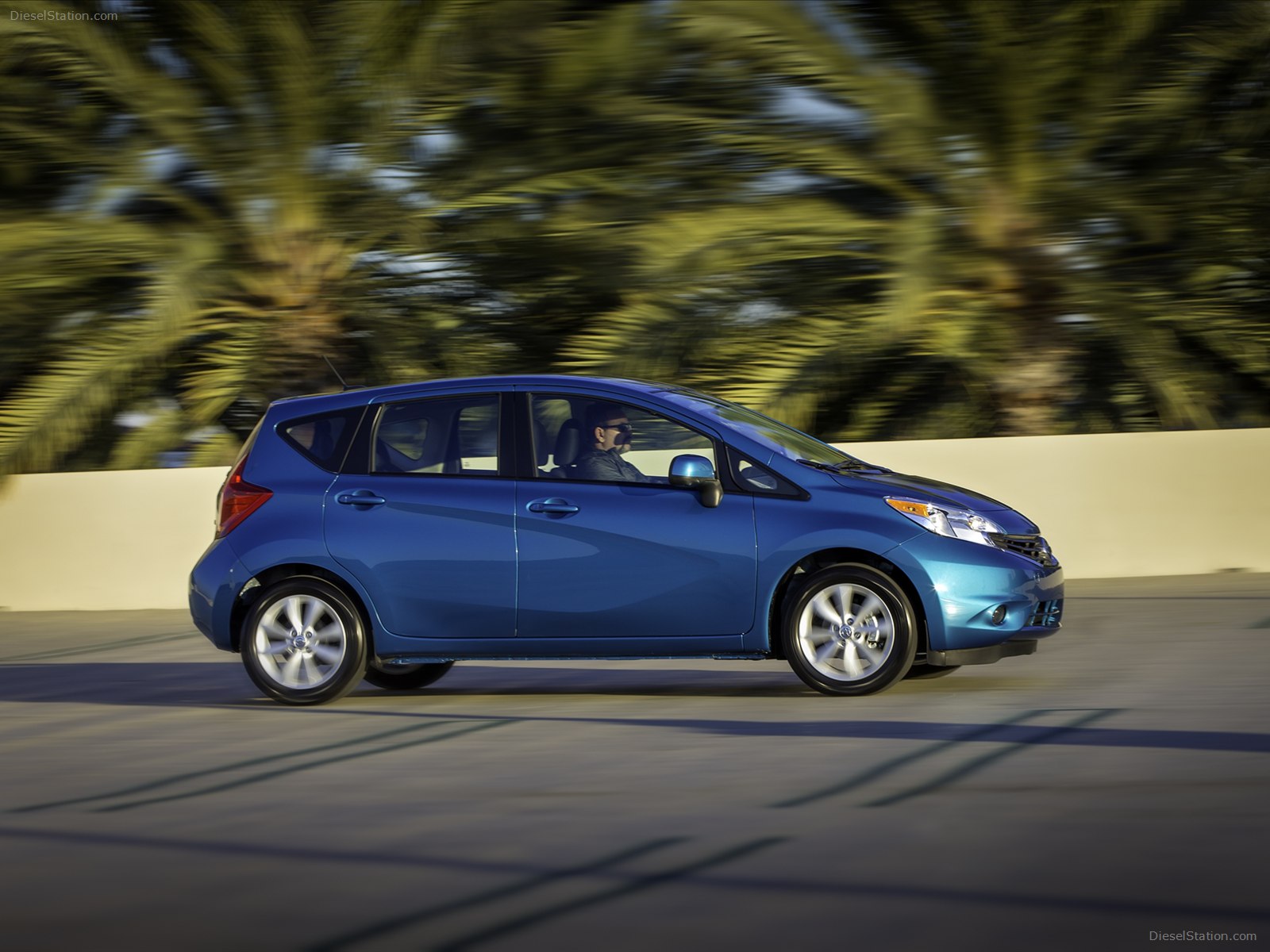 Nissan Versa Note 2014