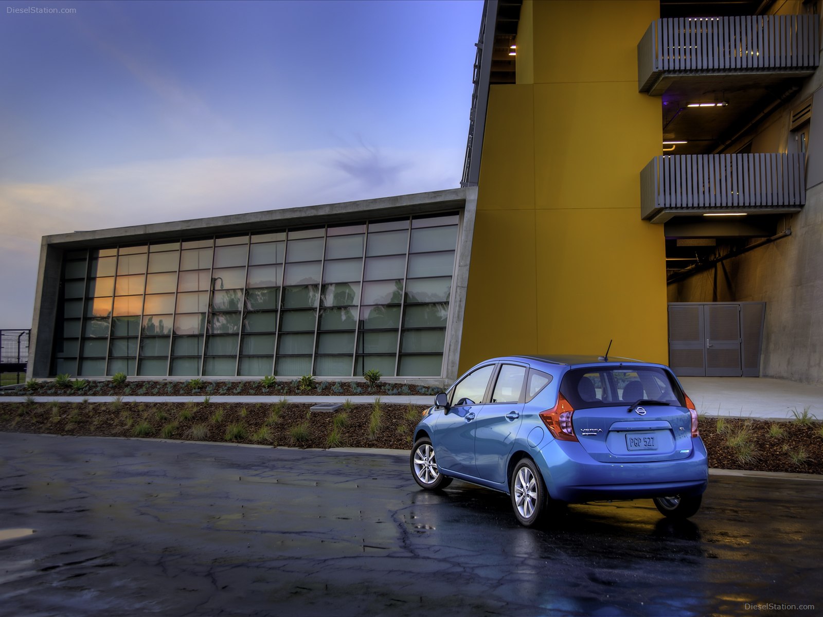 Nissan Versa Note 2014
