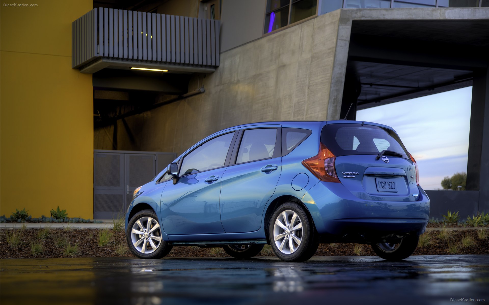Nissan Versa Note 2014