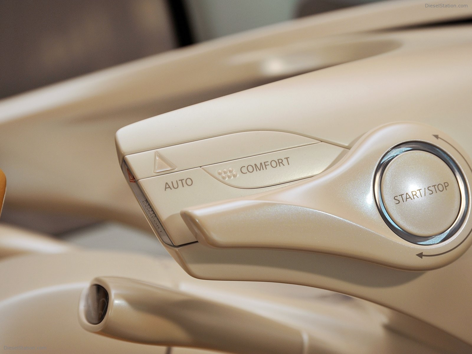 Nissan Nuvu Concept Car 2009