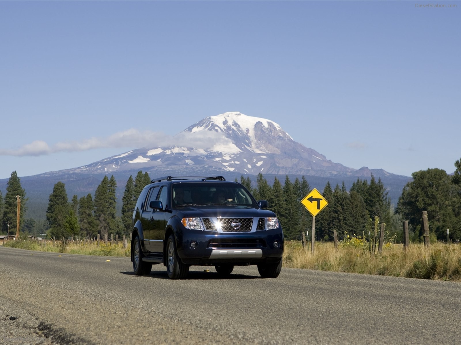 Nissan Pathfinder 2012