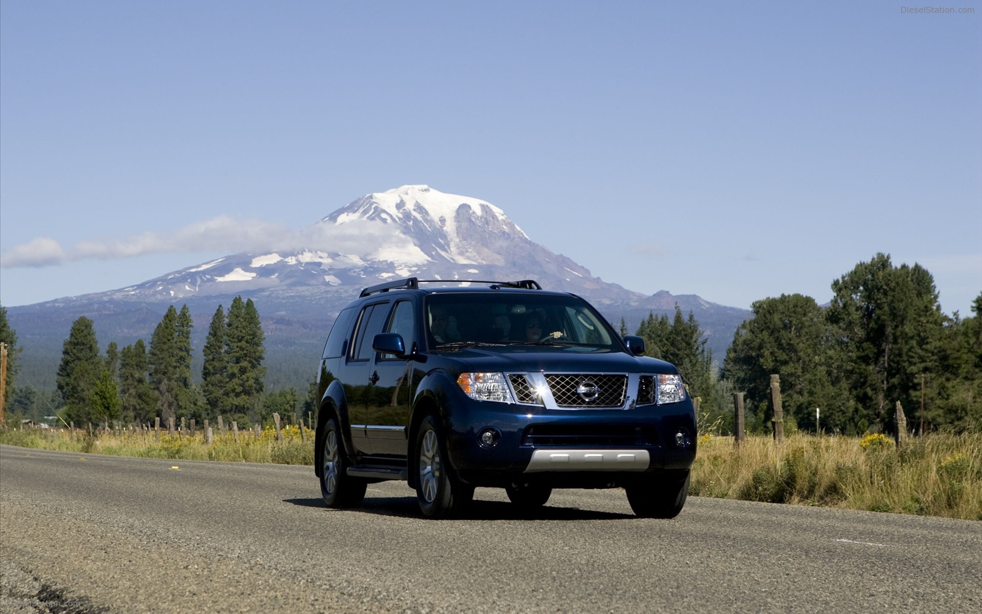 Nissan Pathfinder 2012