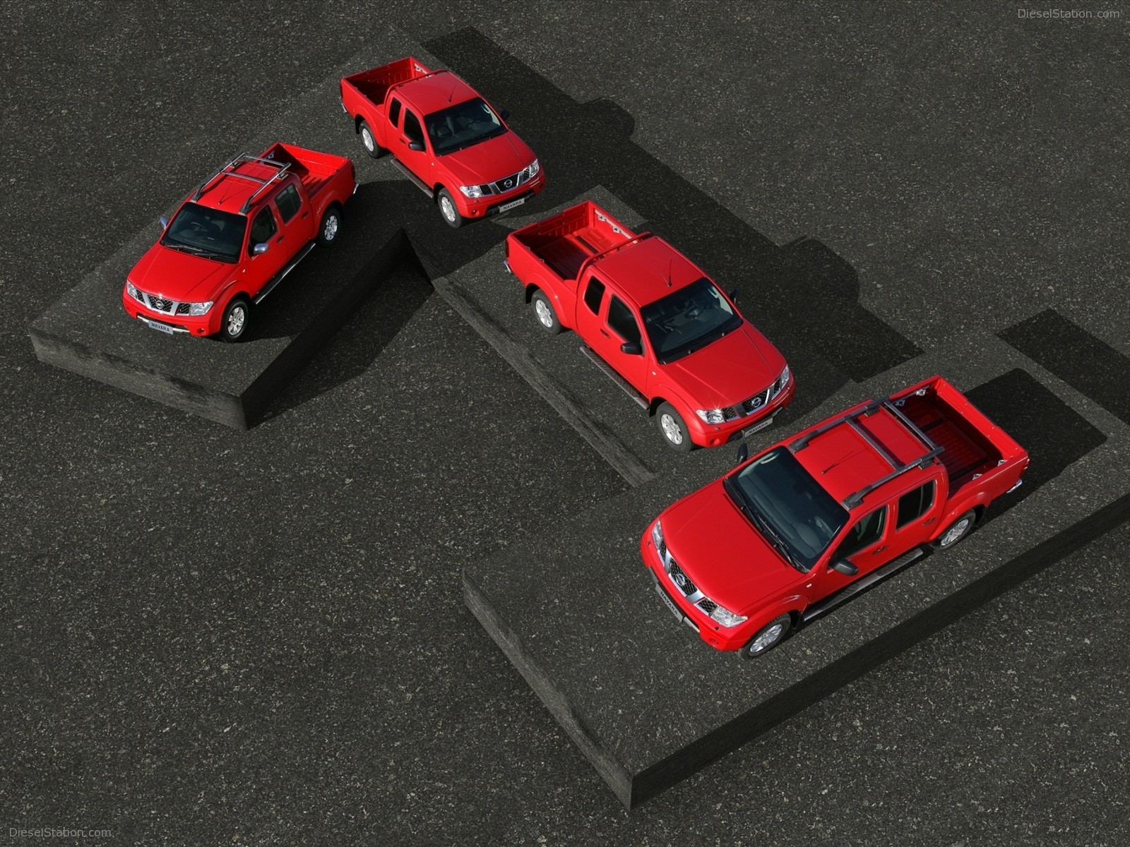 Nissan Pathfinder and Navara 2011