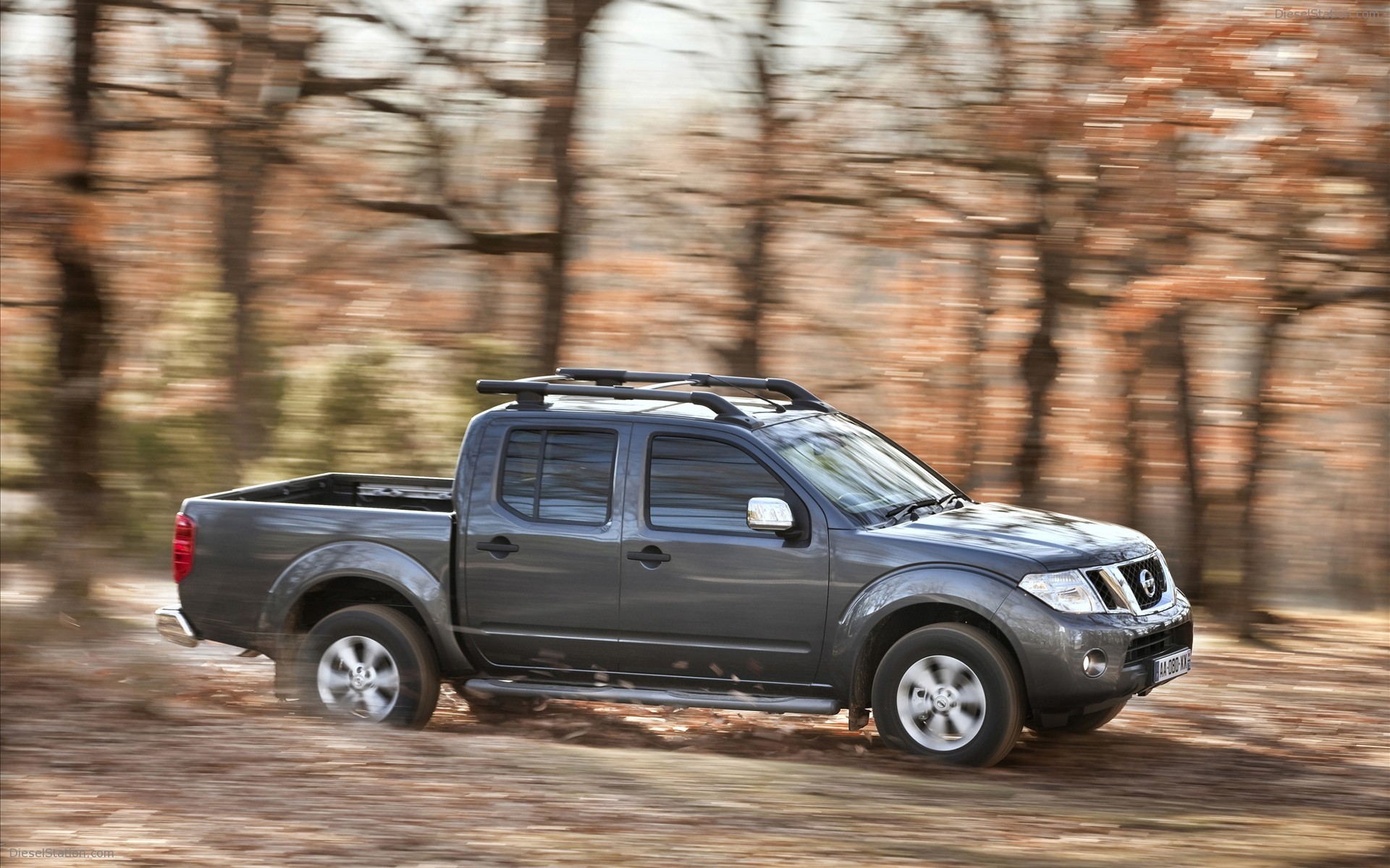 Nissan Pathfinder and Navara 2011