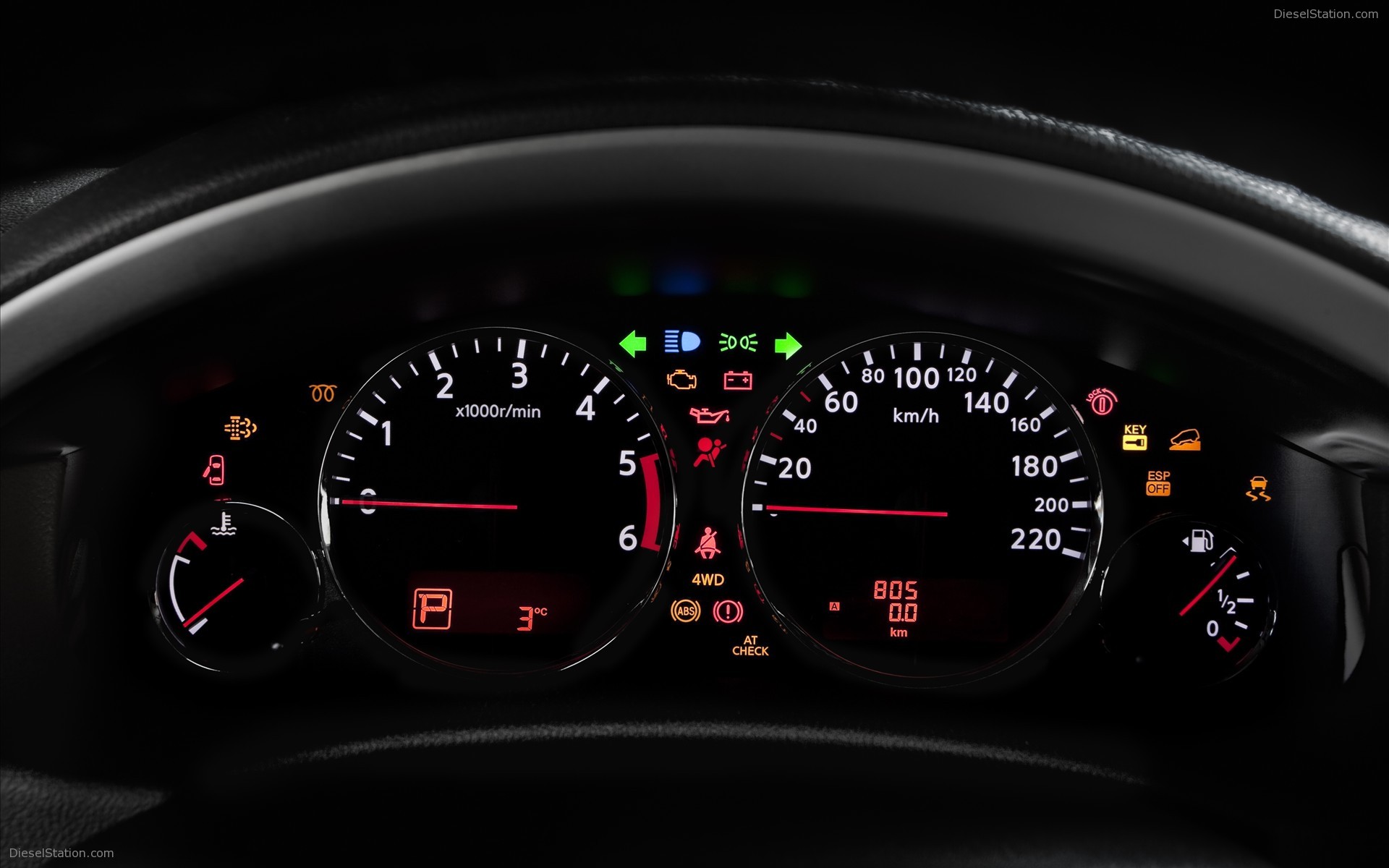 Nissan Pathfinder and Navara 2011