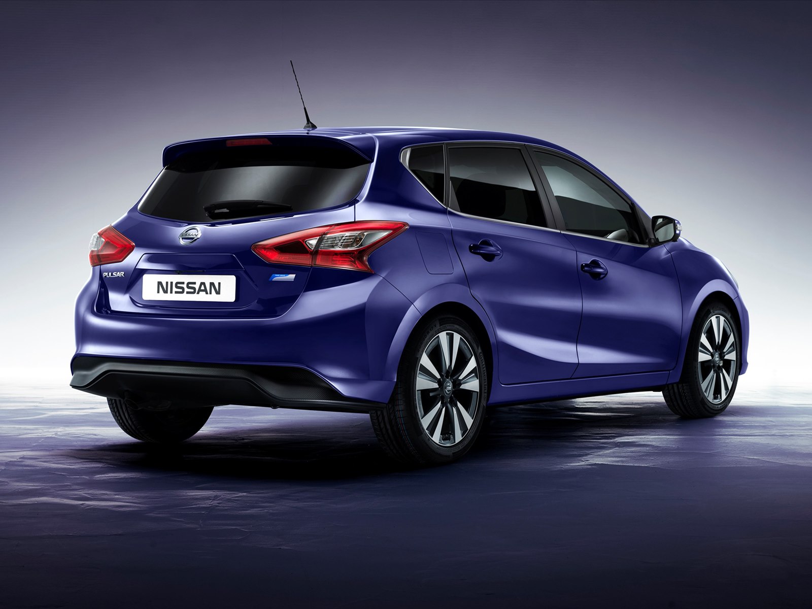 Nissan Pulsar 2015