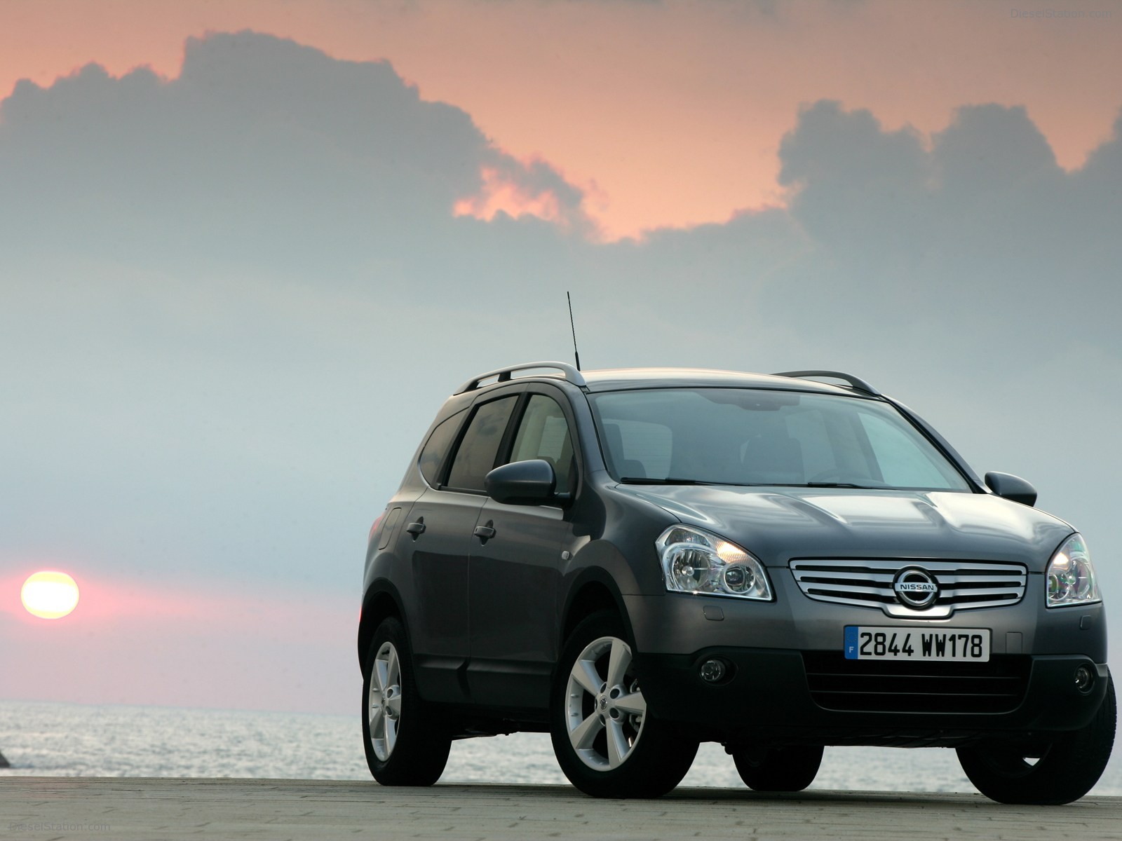 Nissan Qashqai+2 2009