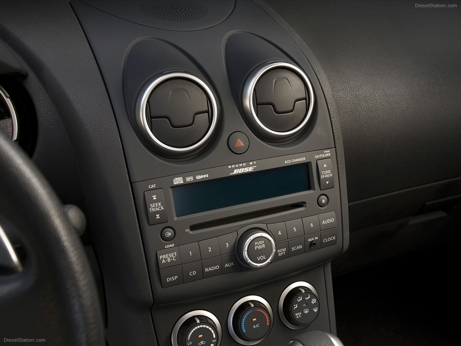 Nissan Rogue 2010