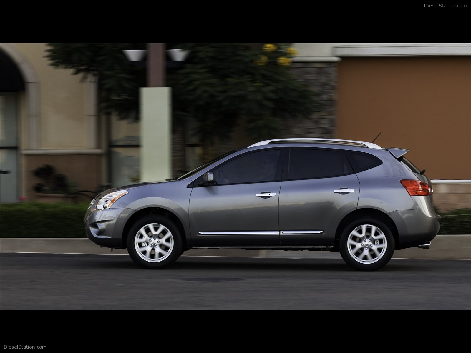 Nissan Rogue 2012