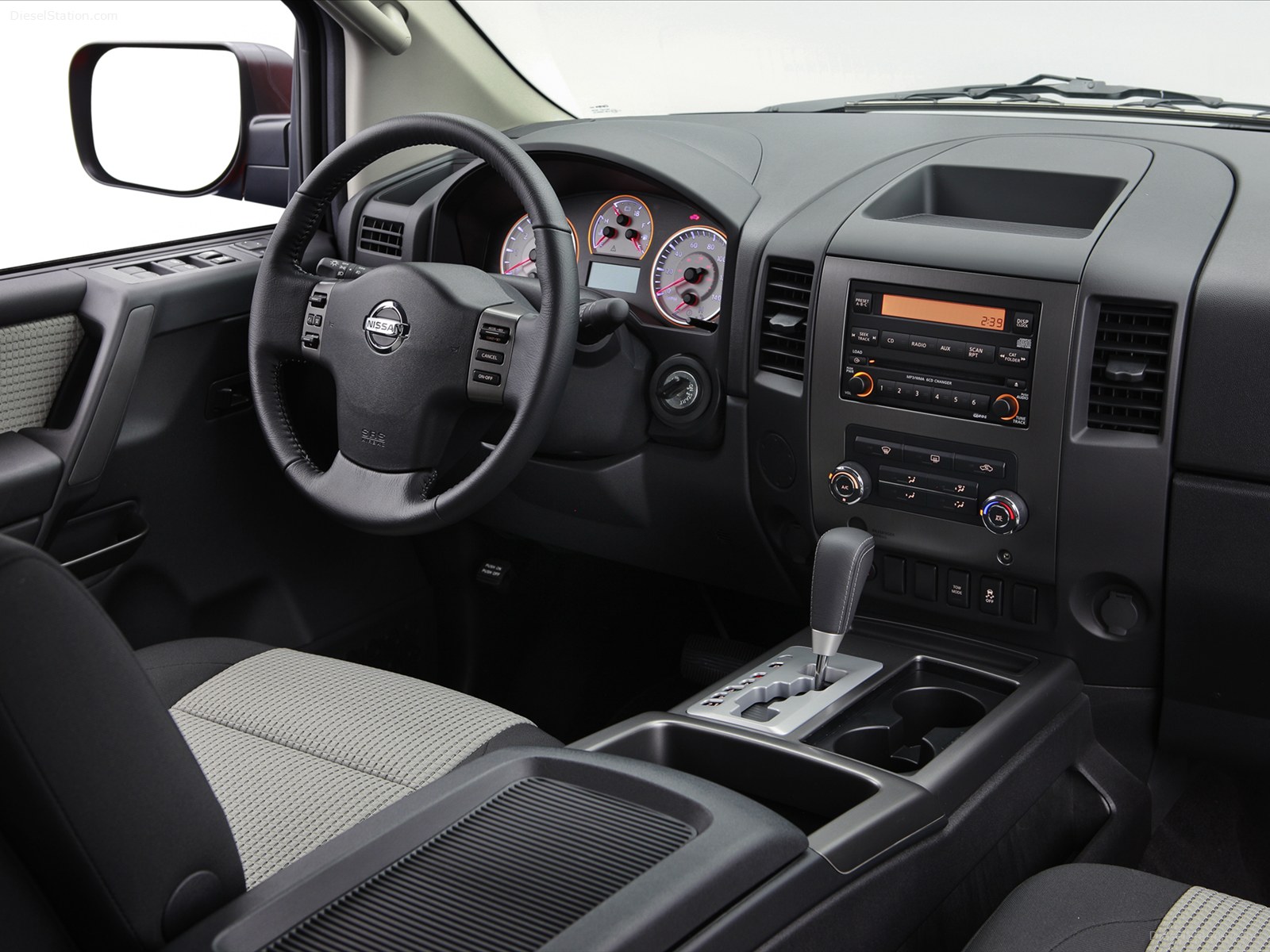 Nissan Titan 2012