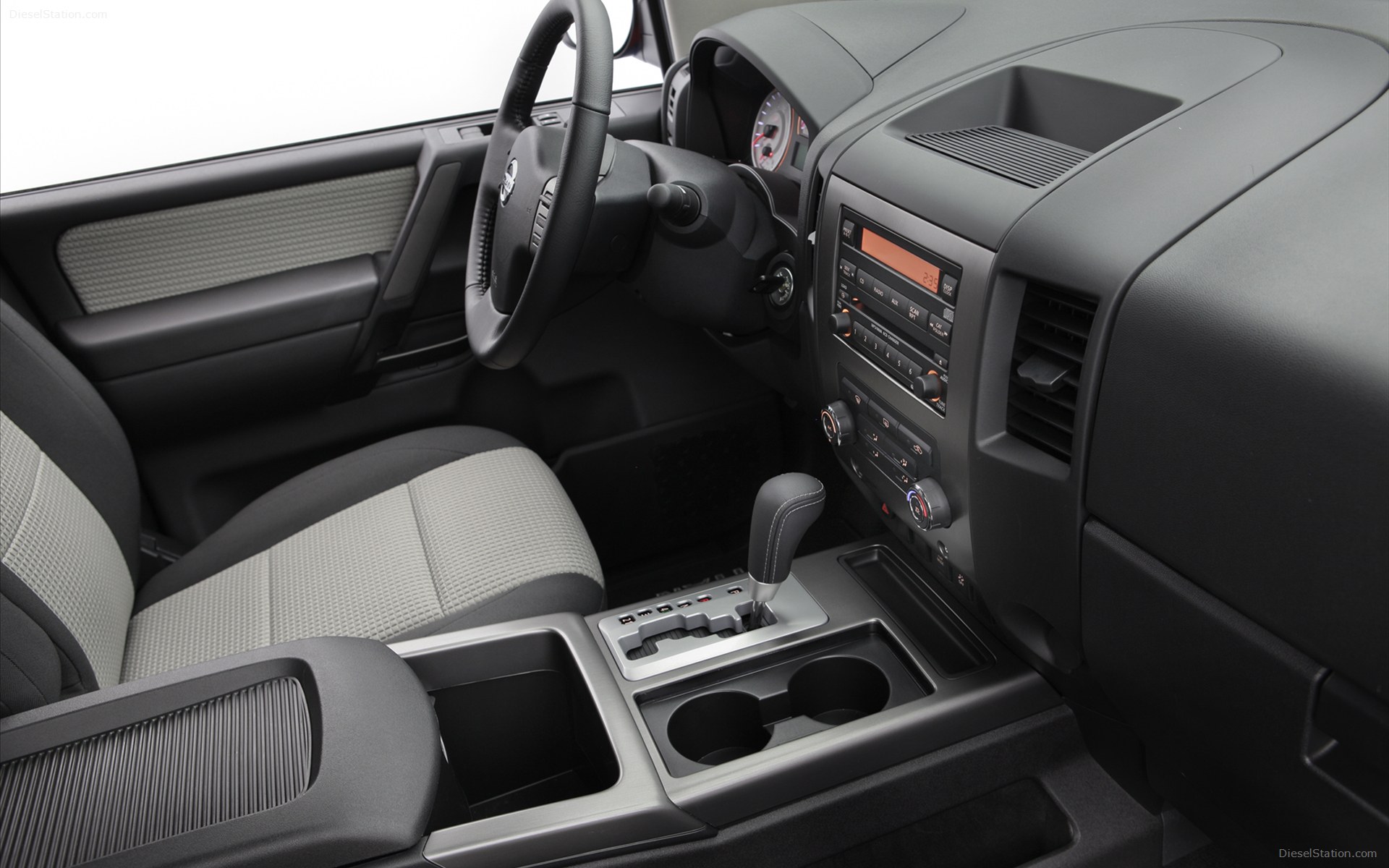 Nissan Titan 2012