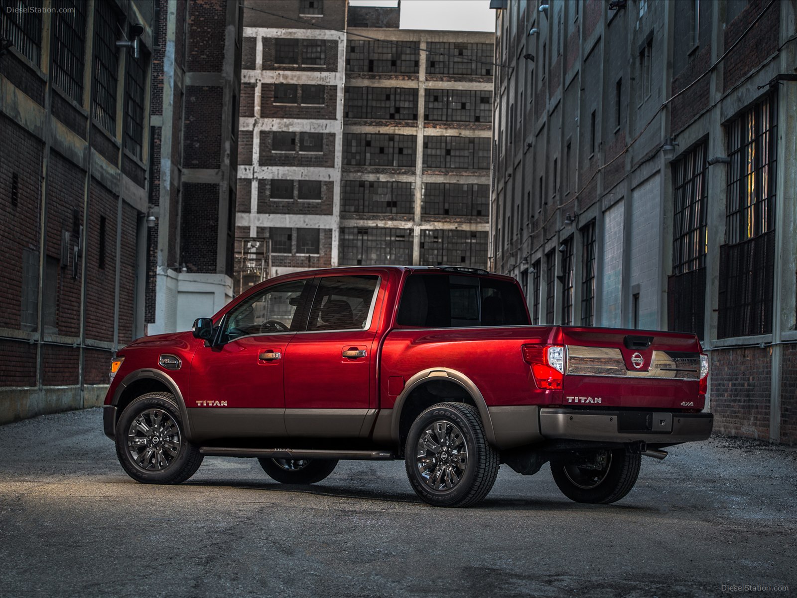 Nissan Titan 2017