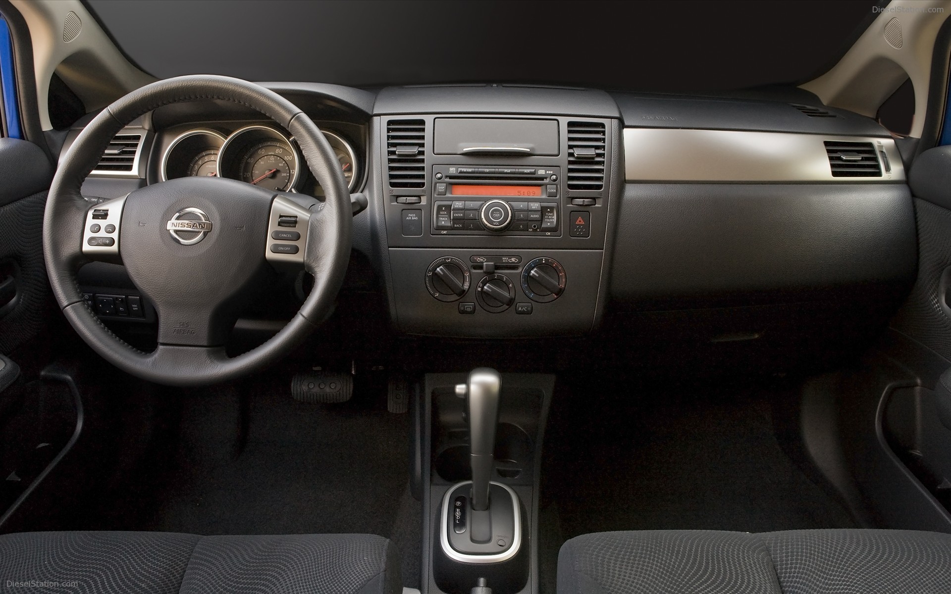 Nissan Versa 1.6 2010