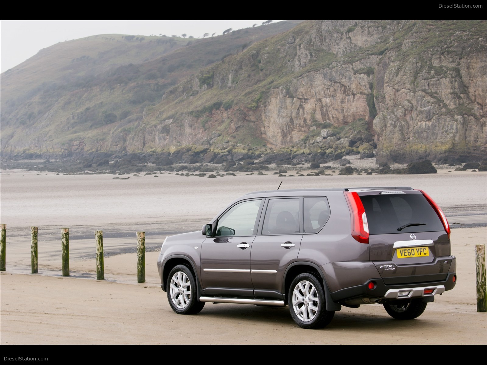 Nissan X Trail Platinum Edition 2012