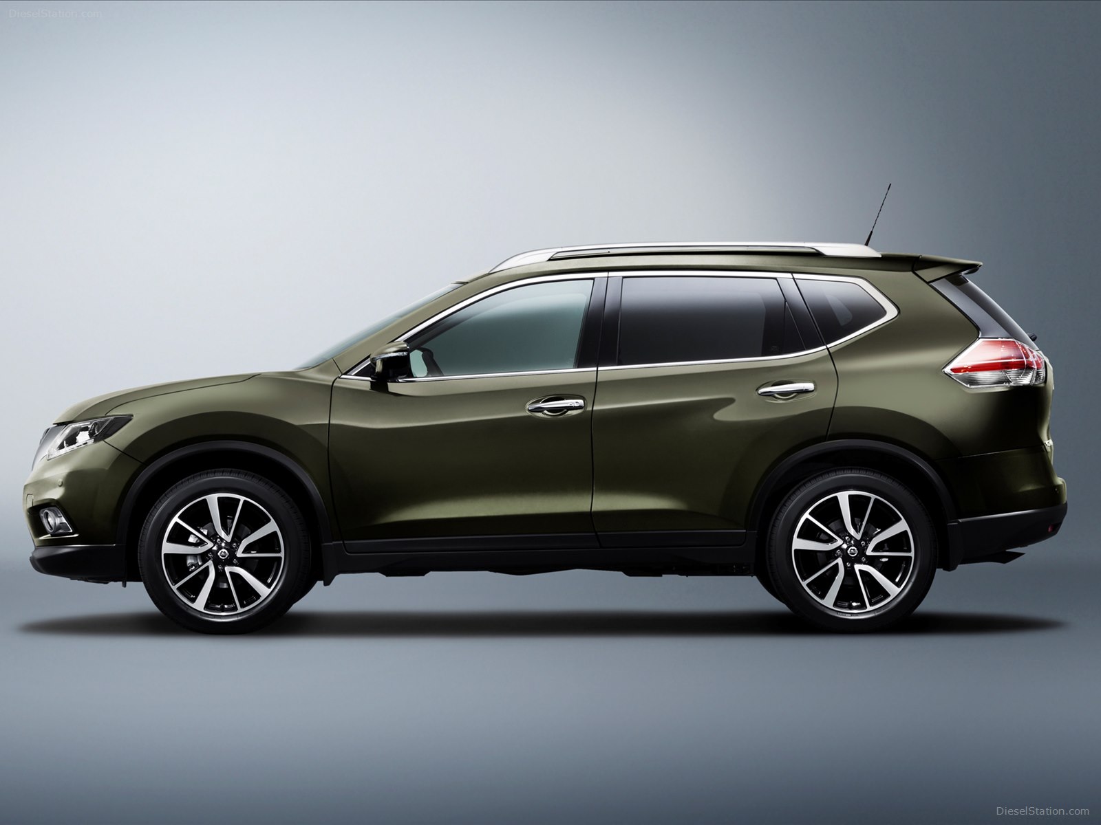 Nissan X-Trail 2015