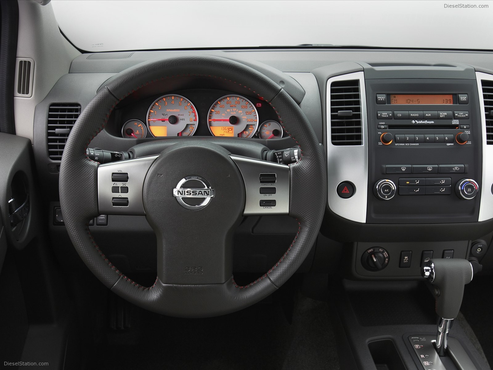 Nissan Xterra  2012