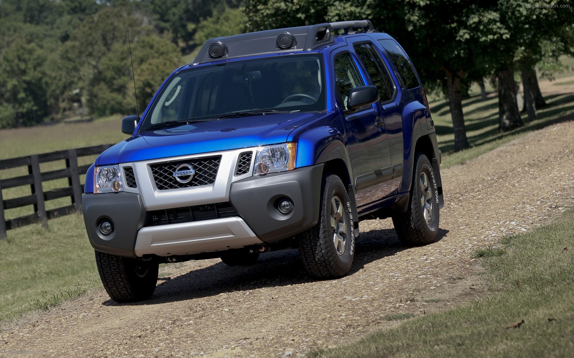 Nissan Xterra  2012