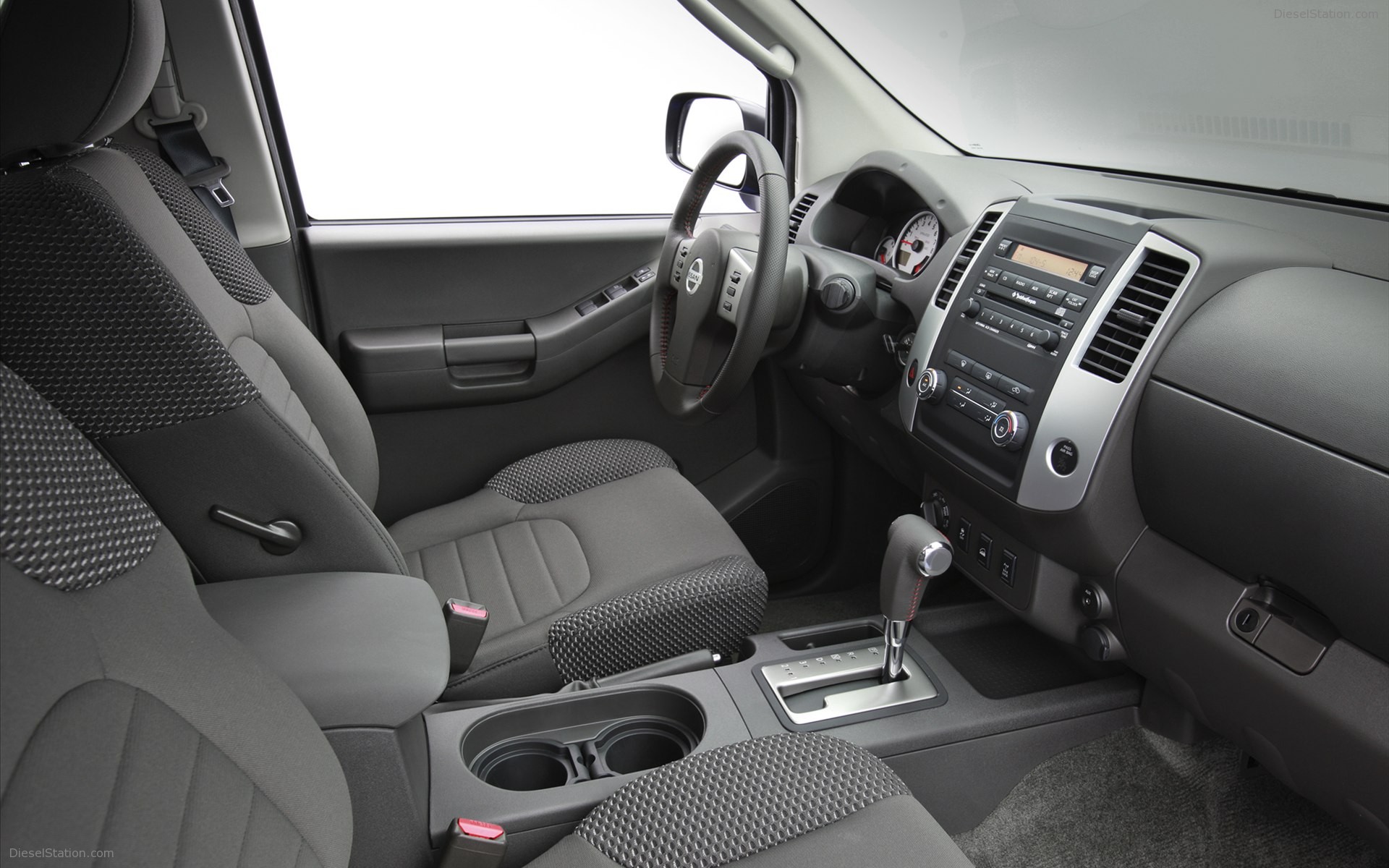 Nissan Xterra  2012
