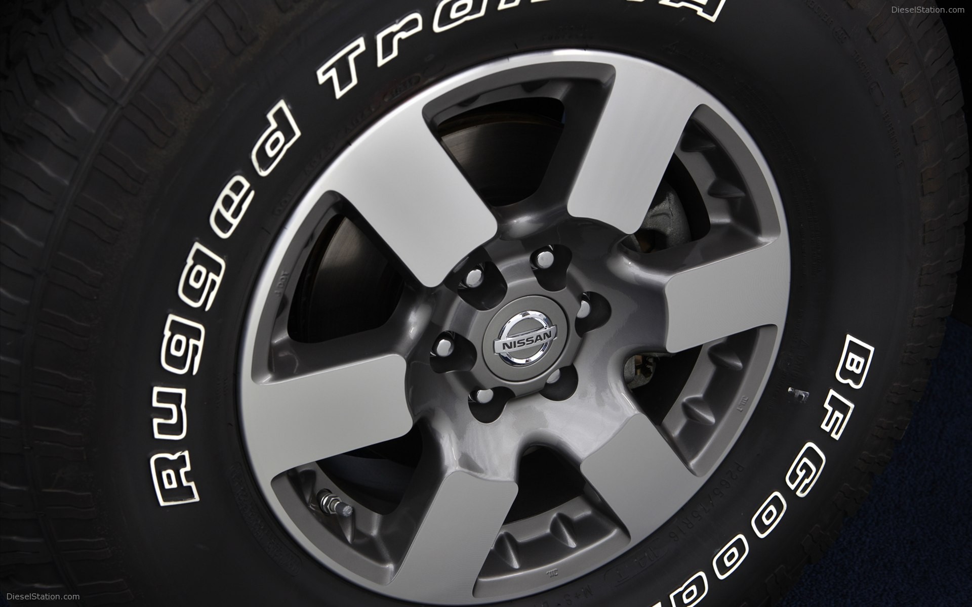 Nissan Xterra  2012