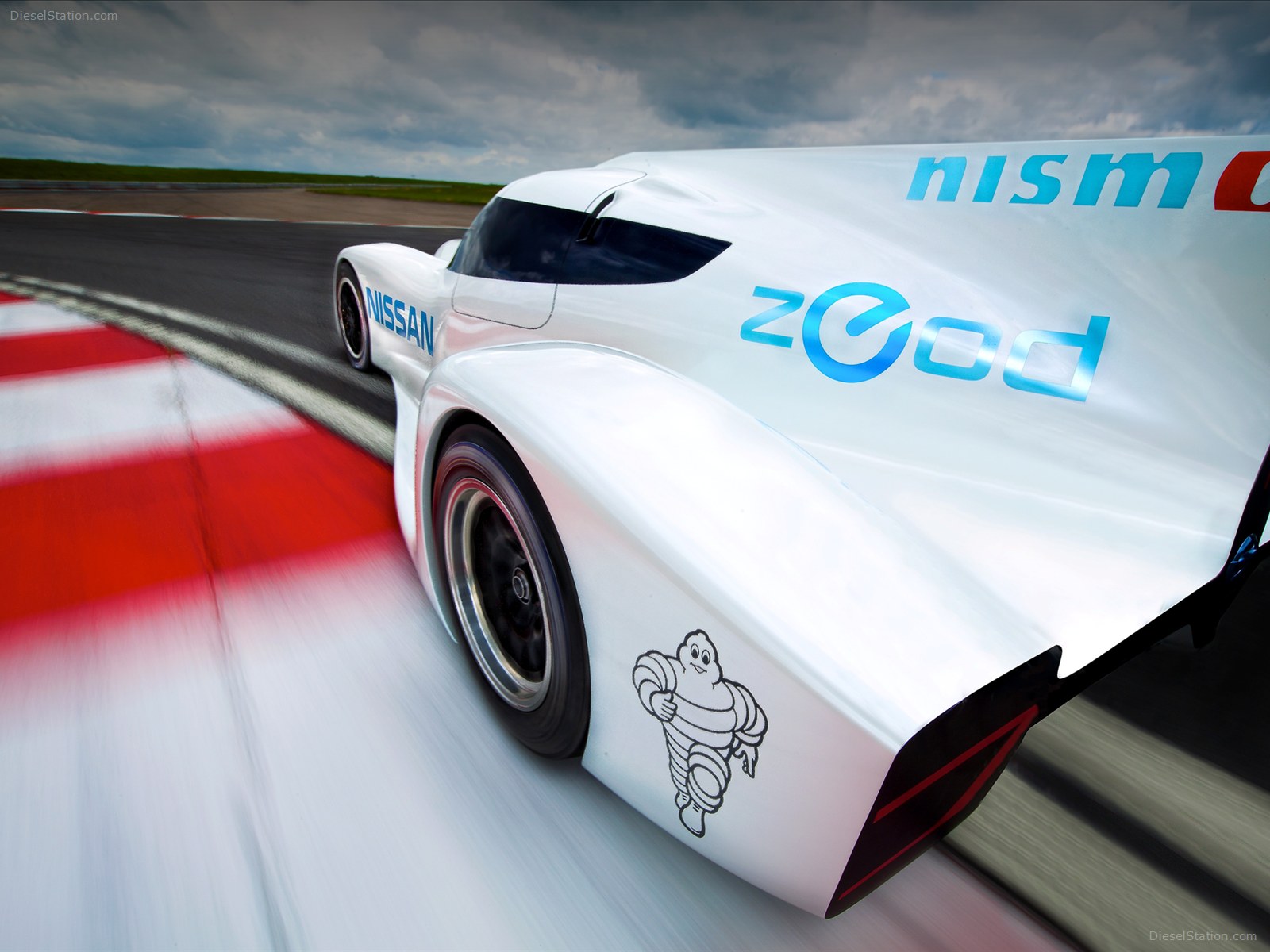 Nissan ZEOD RC 2014