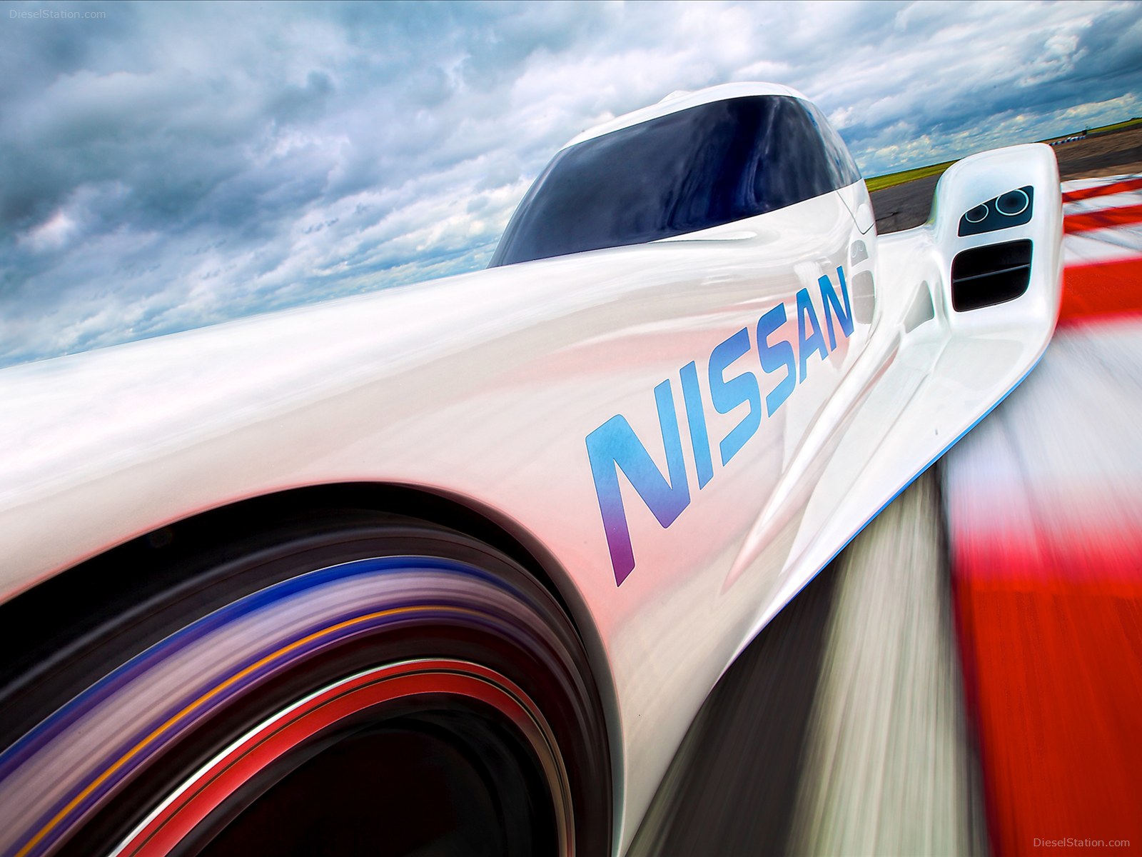 Nissan ZEOD RC 2014