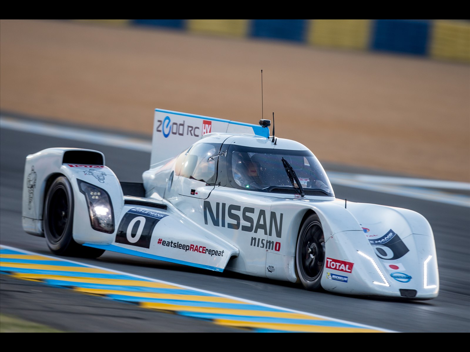 Nissan ZEOD RC 2014