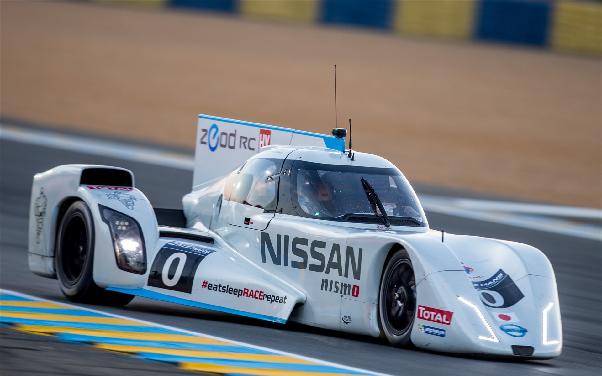 Nissan ZEOD RC 2014