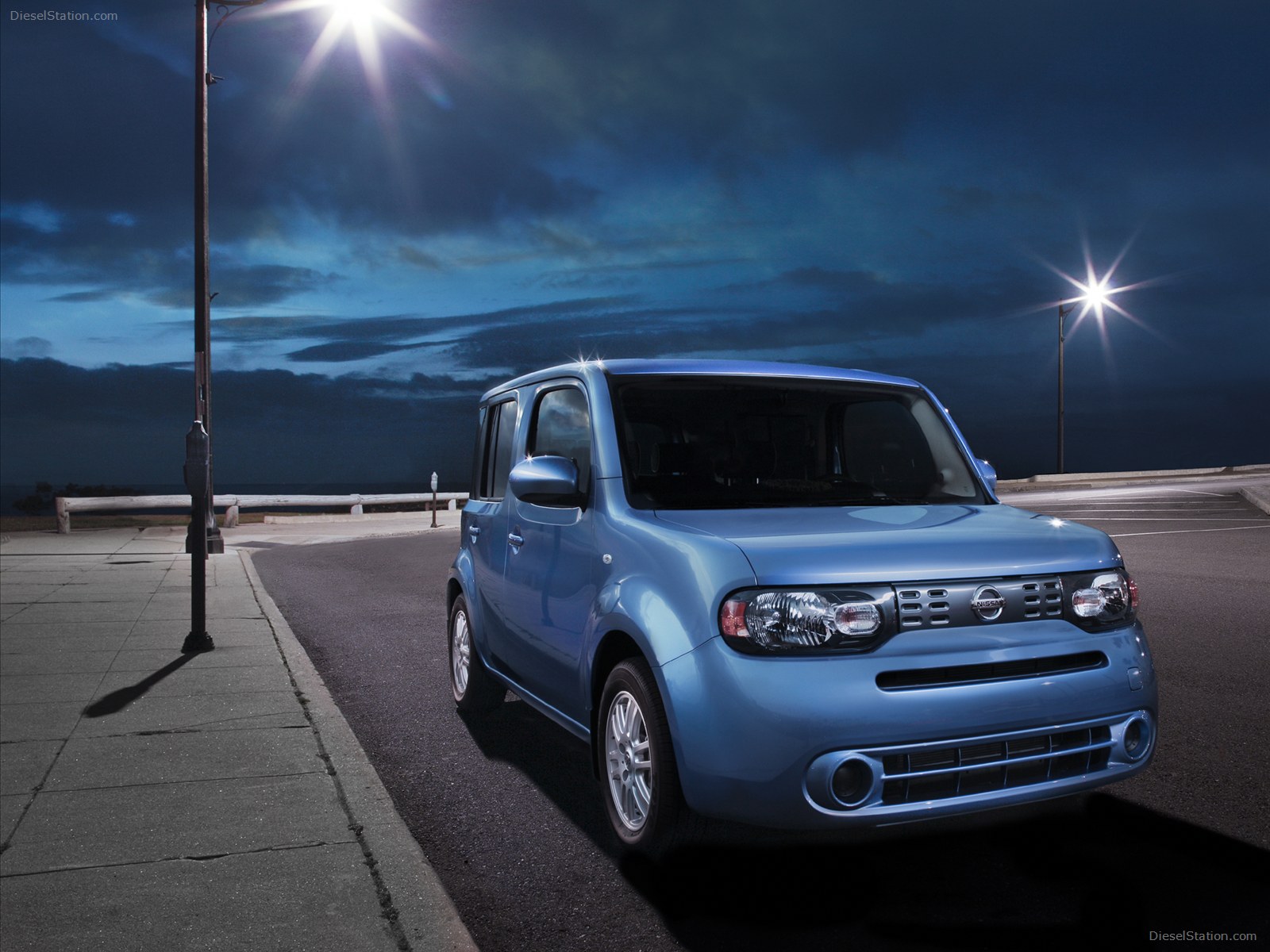 Nissan Cube 2012