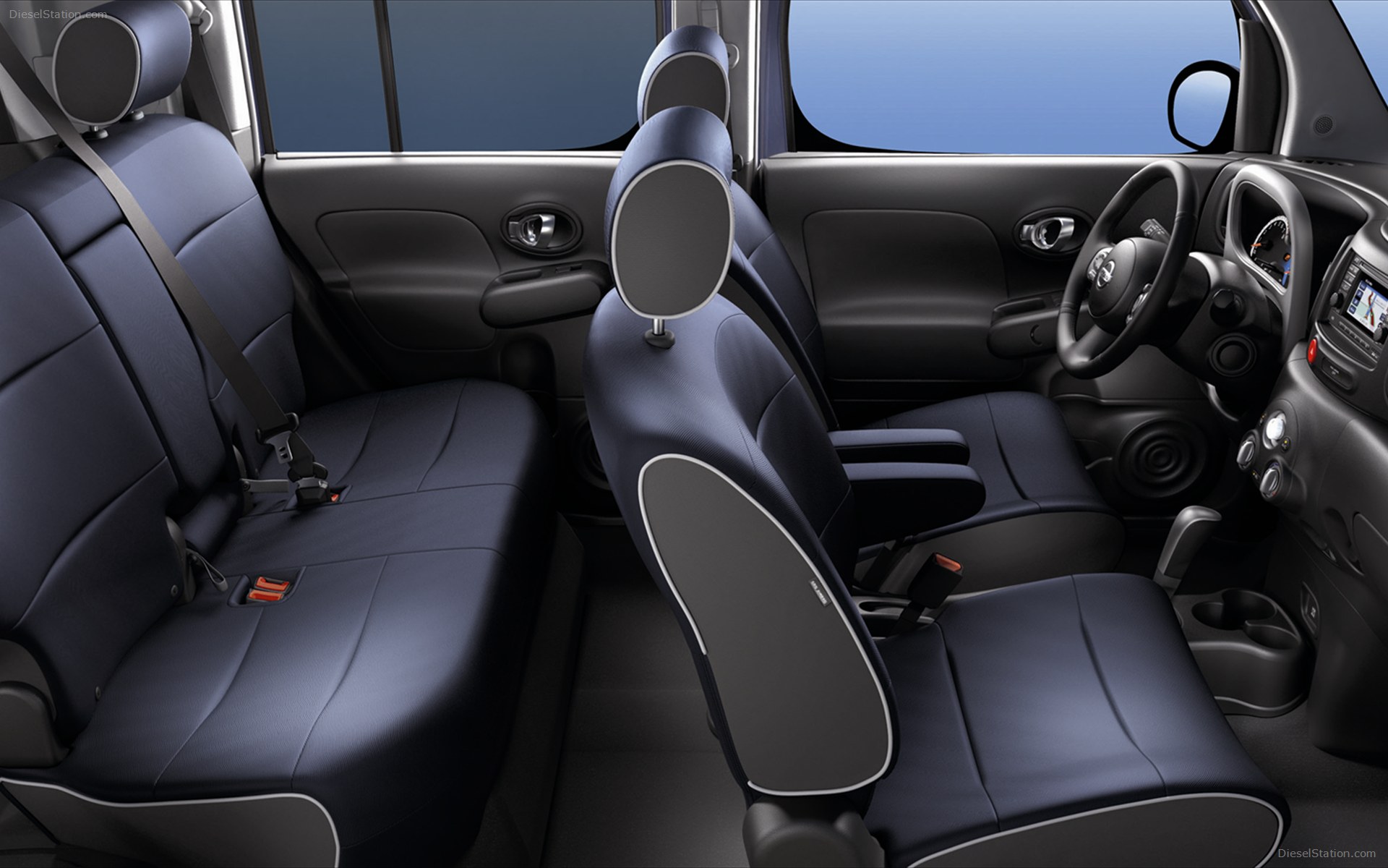 Nissan Cube 2012