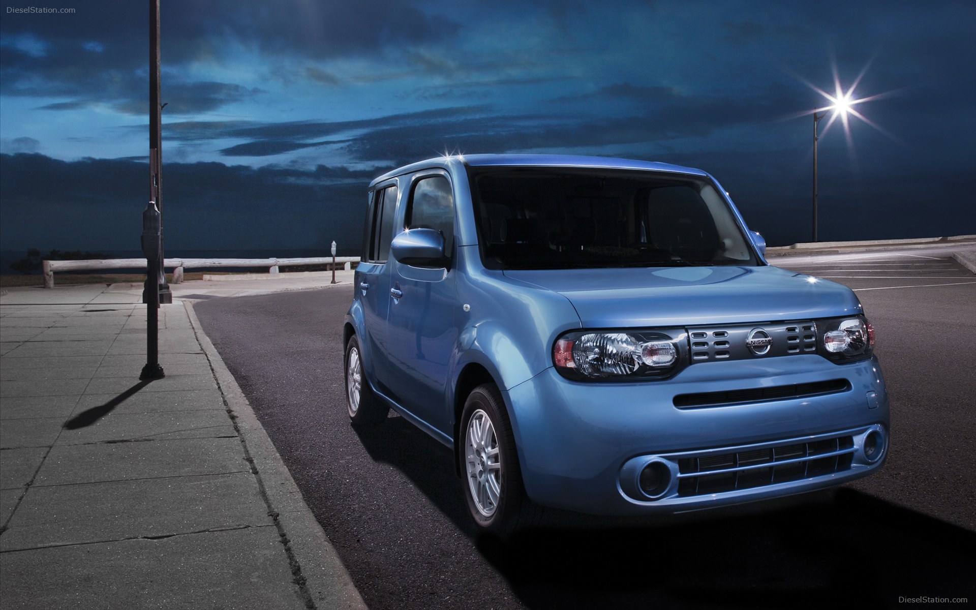 Nissan Cube 2012