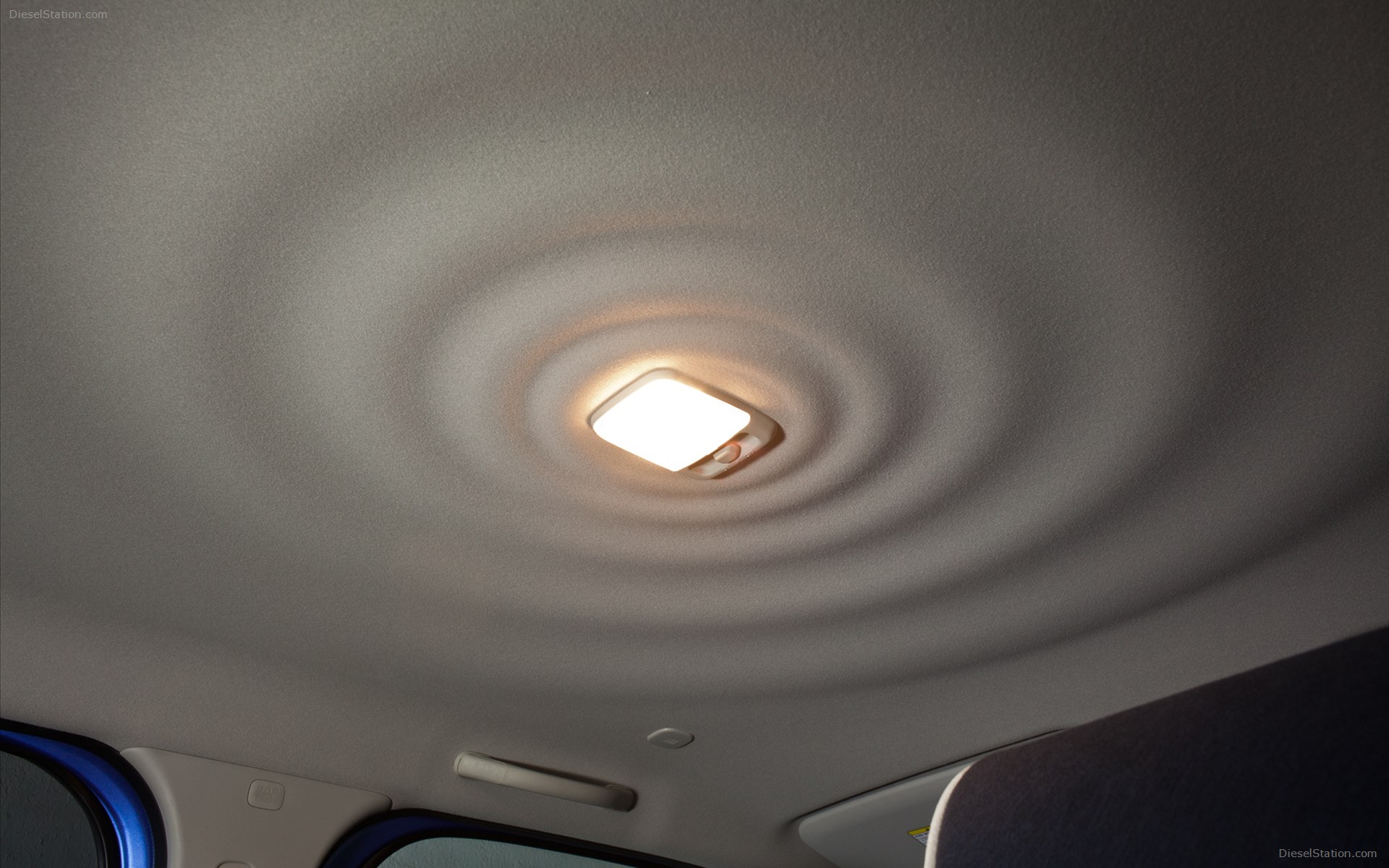 Nissan Cube 2012